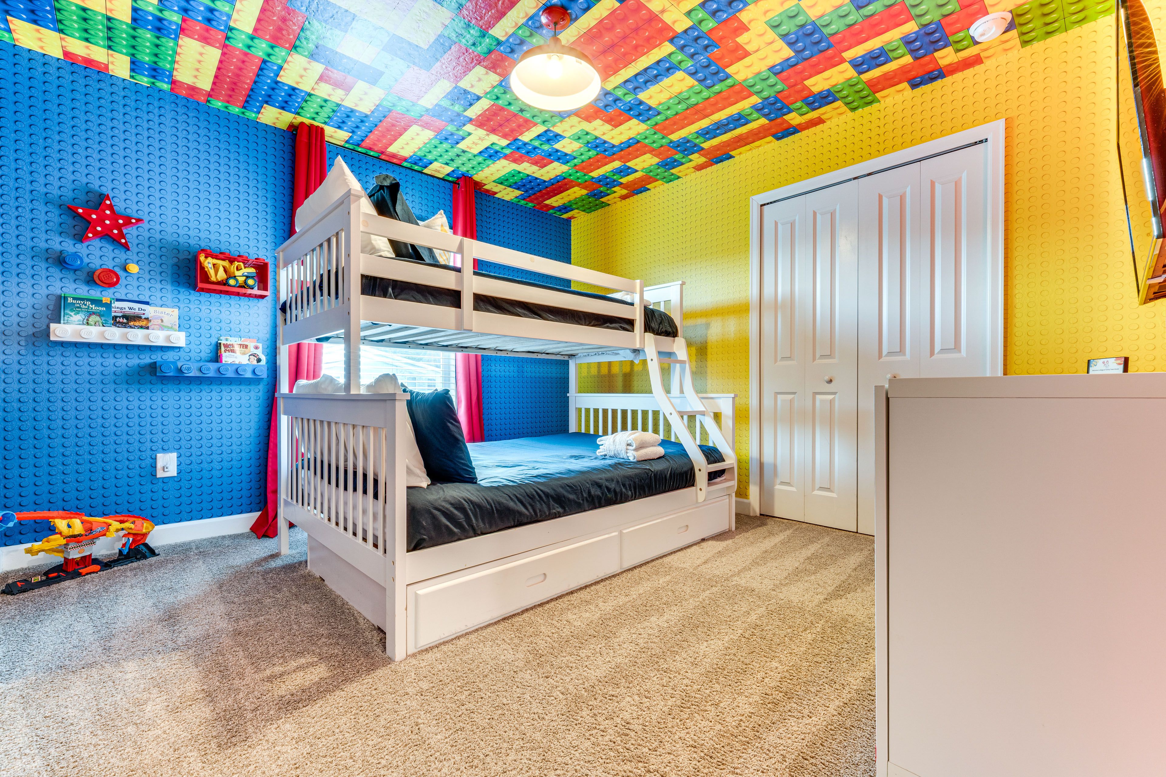 Bedroom 5 | Twin/Full Bunk Bed | 2nd Floor