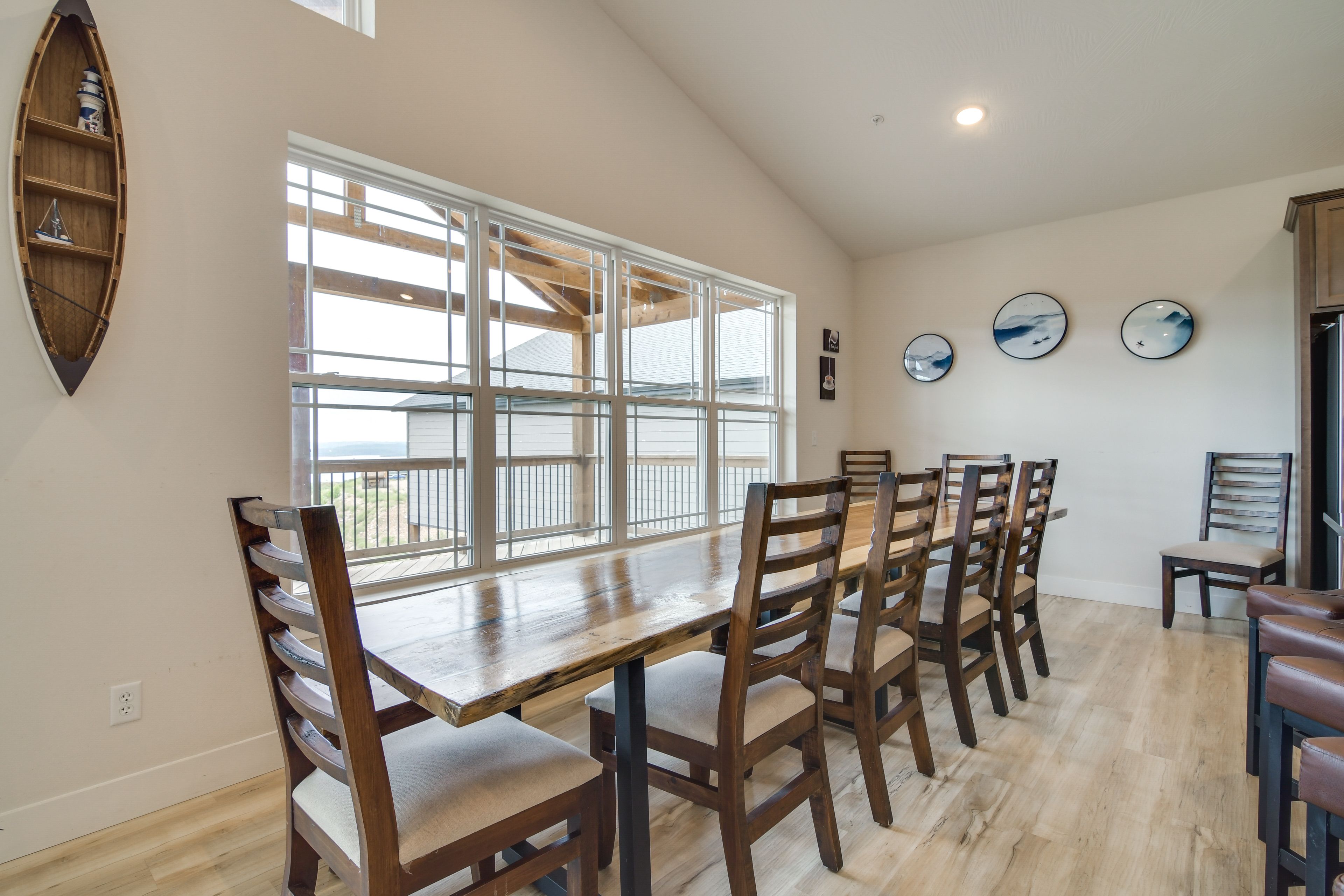 Dining Table | Main Level
