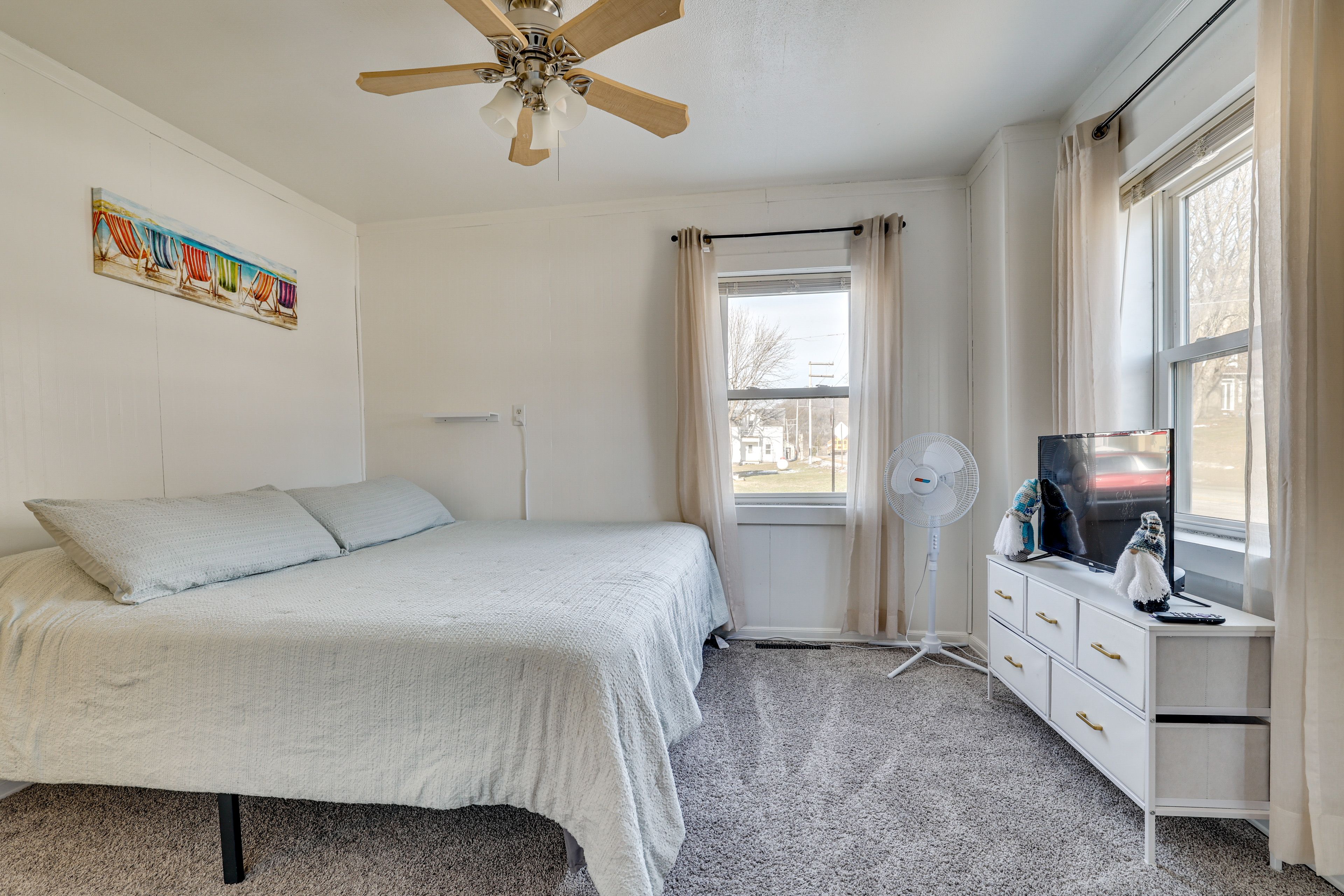 Bedroom 1 | 1st Floor | King Bed