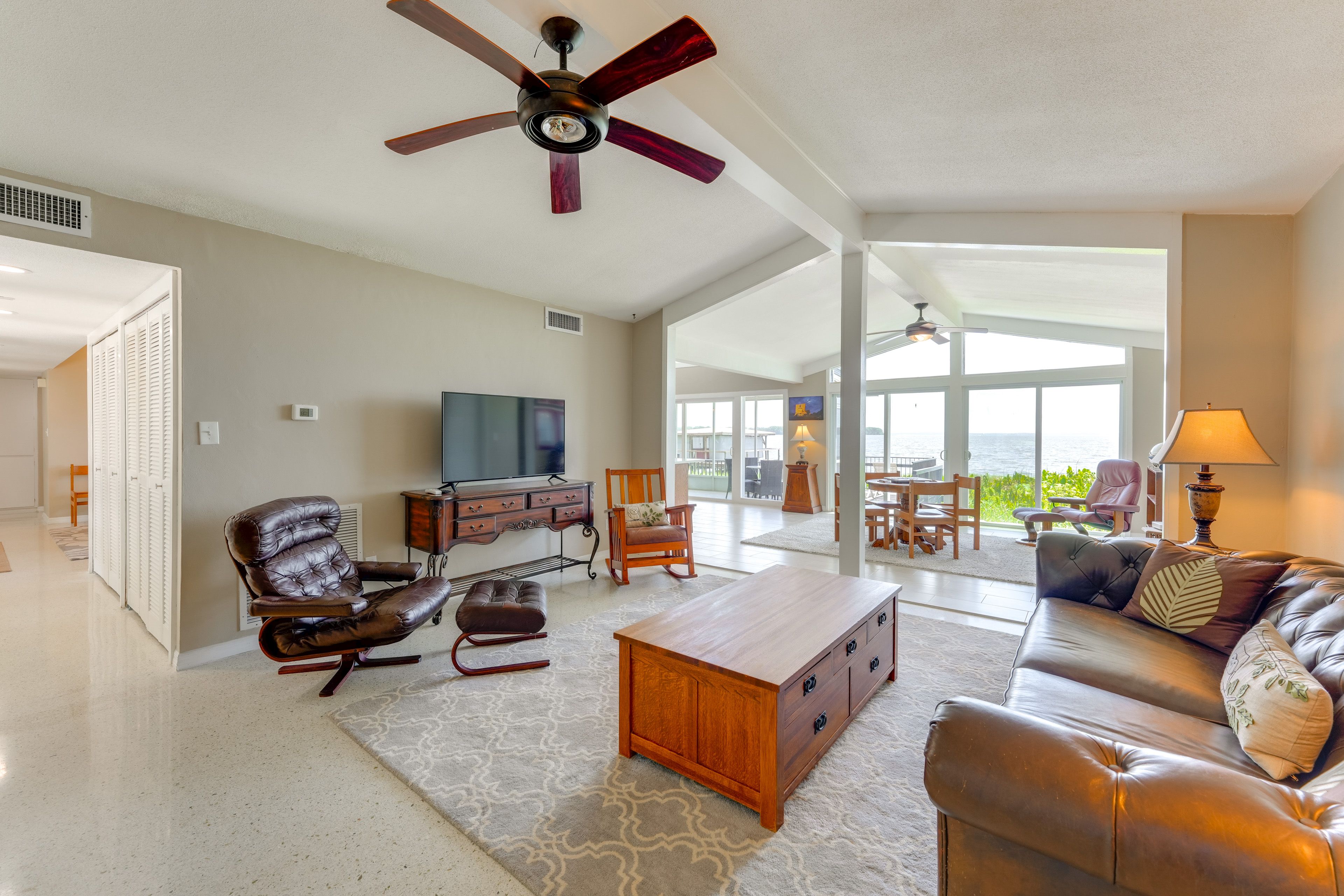 Living Room | Central A/C & Heating