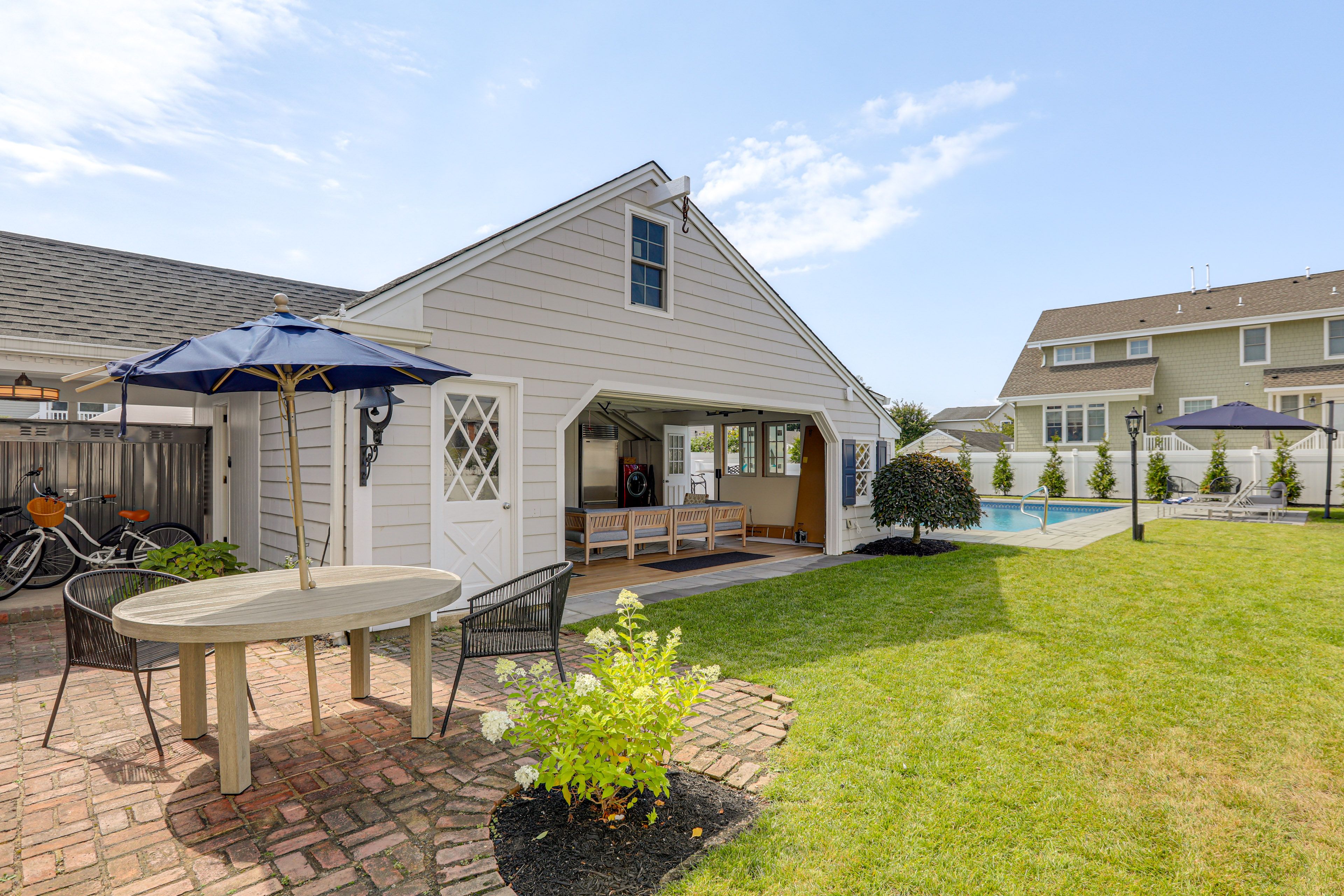 Patio | Gas Grill | Dining Area