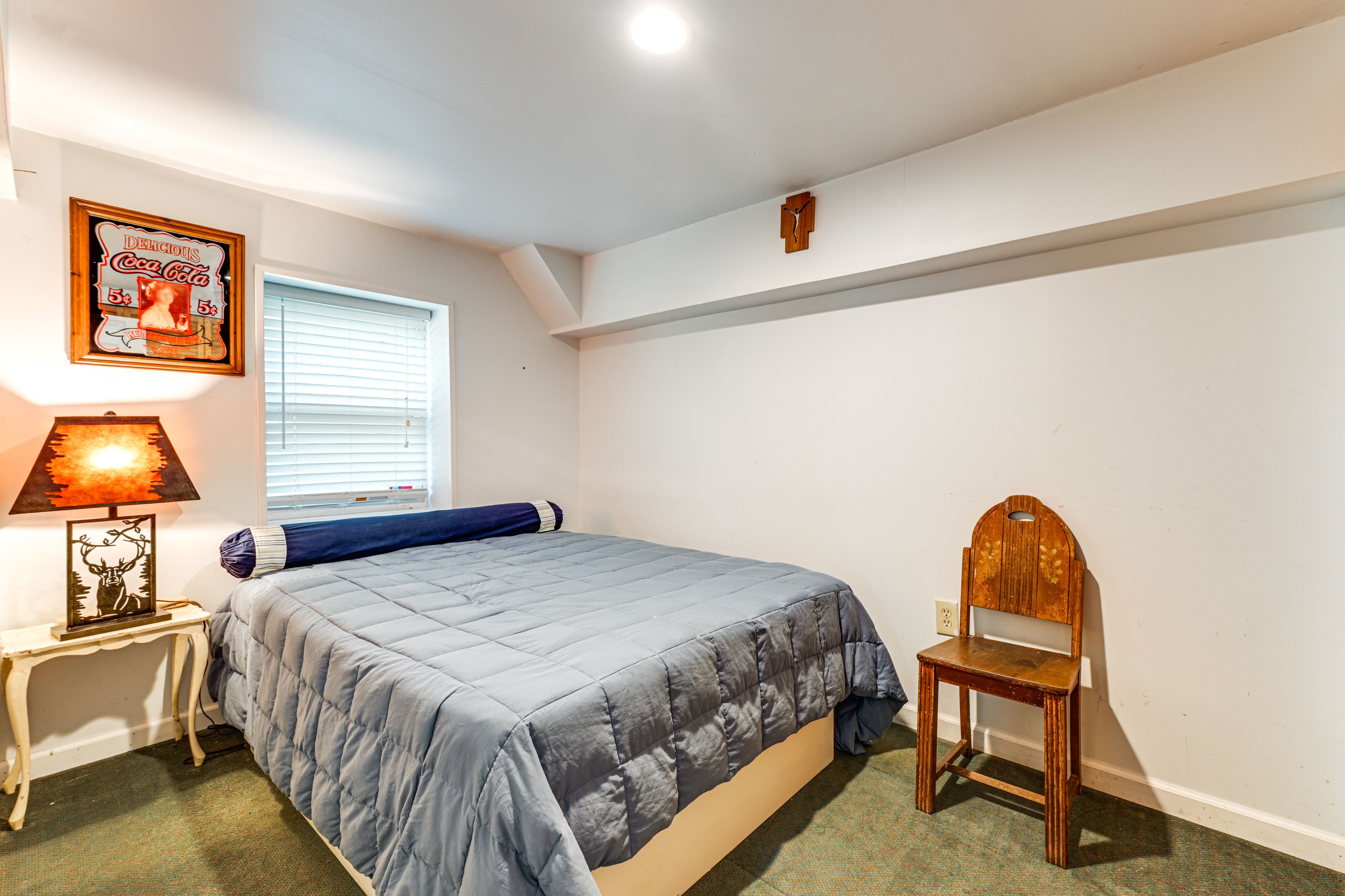 Bedroom 1 | 1st Floor | Full Bed | Linens Provided