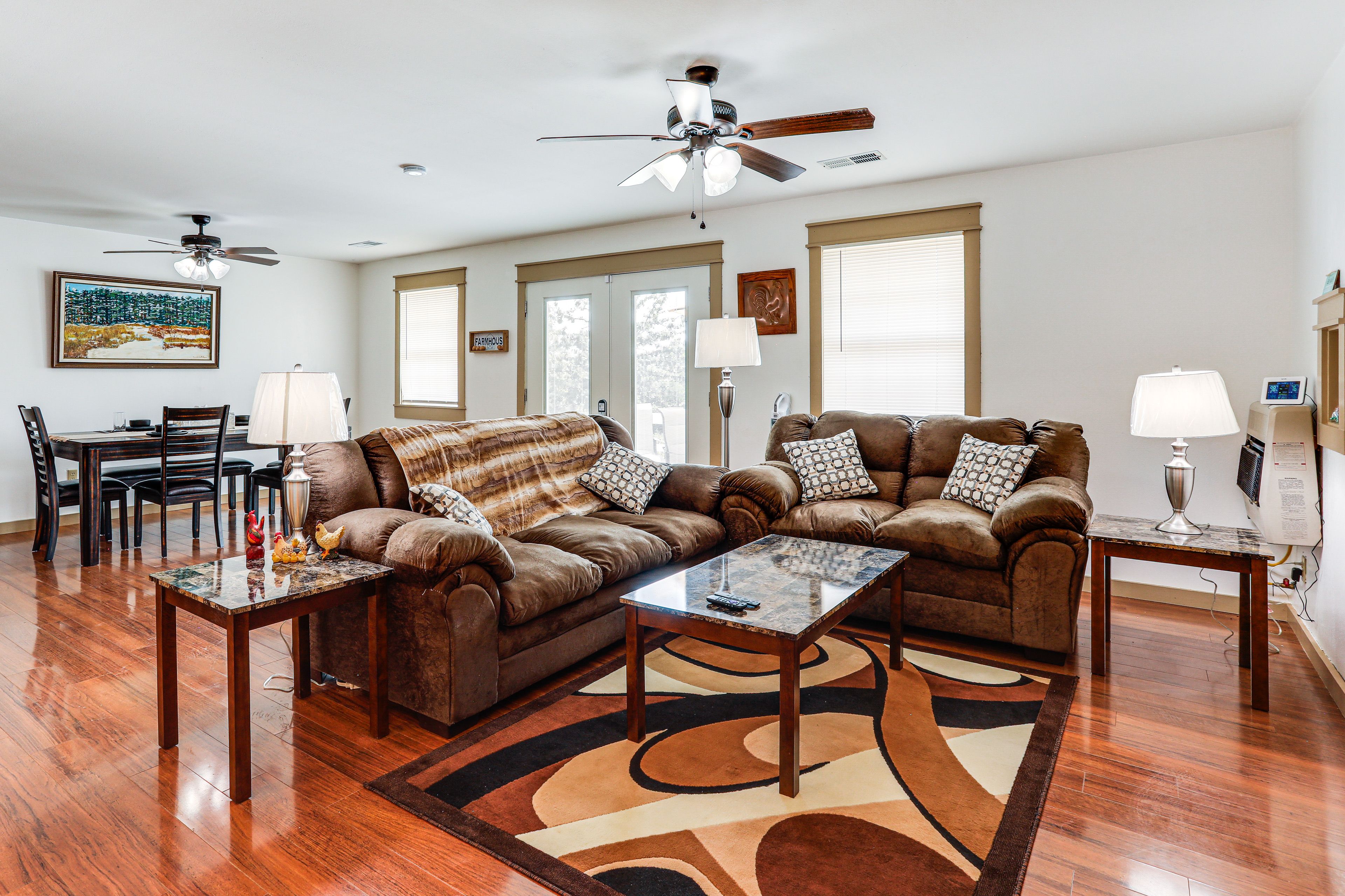 Living Room | Central A/C & Heat | Free WiFi