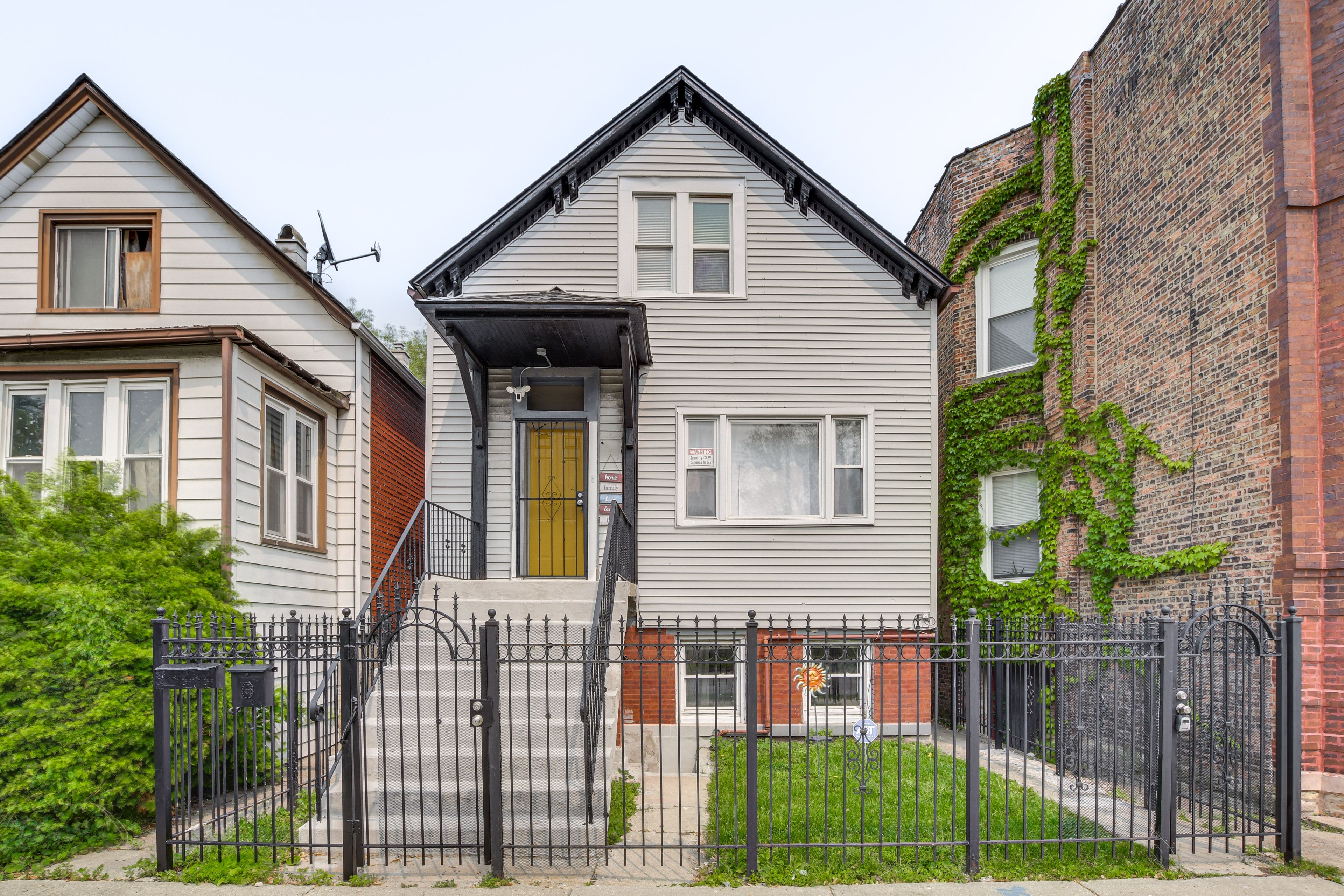 Property Exterior | Fenced-In Yard