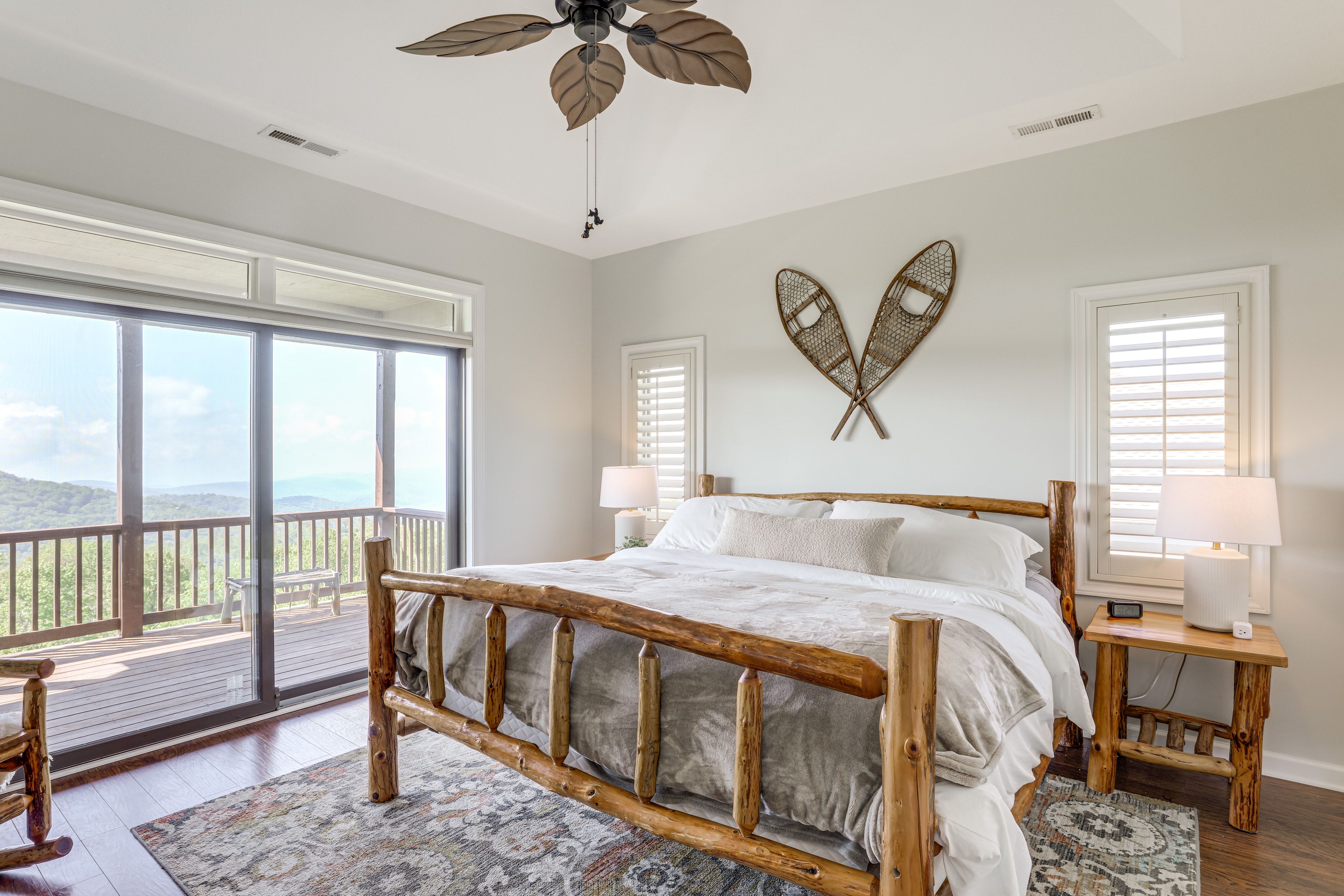 Bedroom 1 | King Bed | Linens Provided | 1st Floor