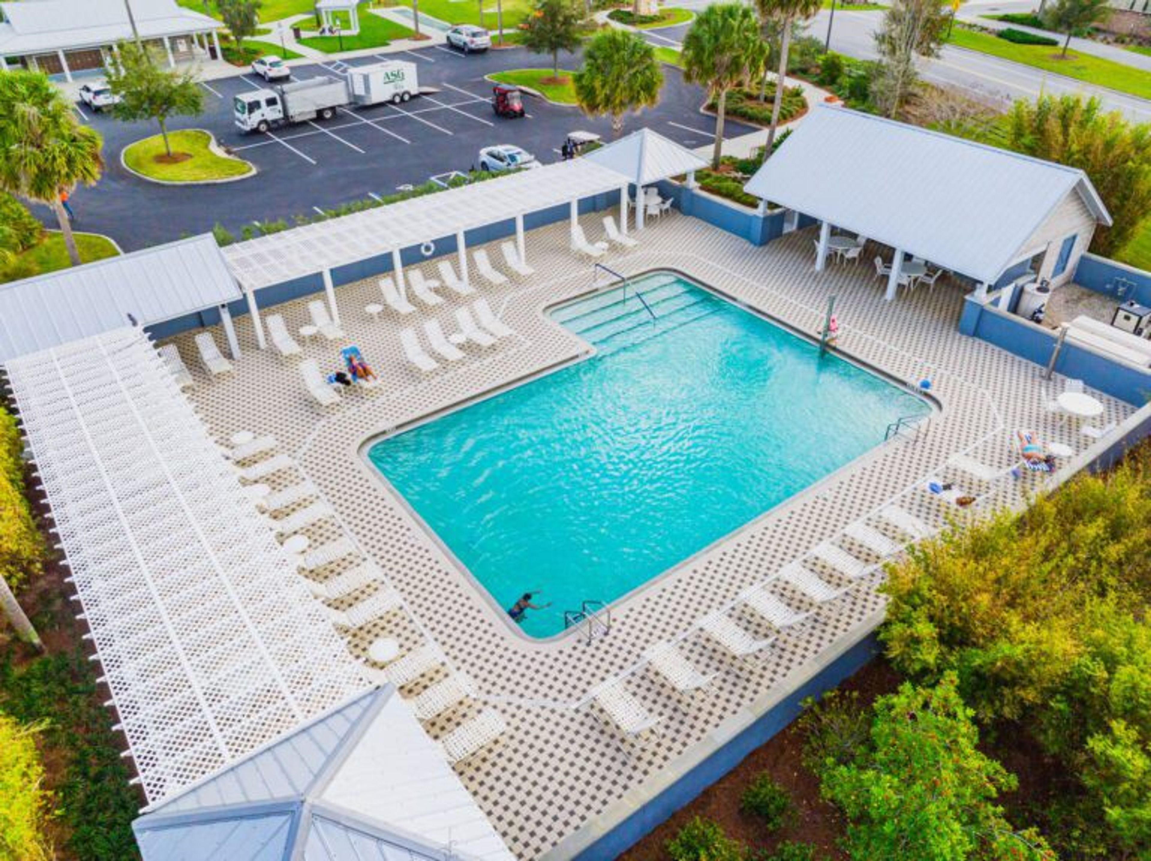 Blue Heron Recreation Adult Pool