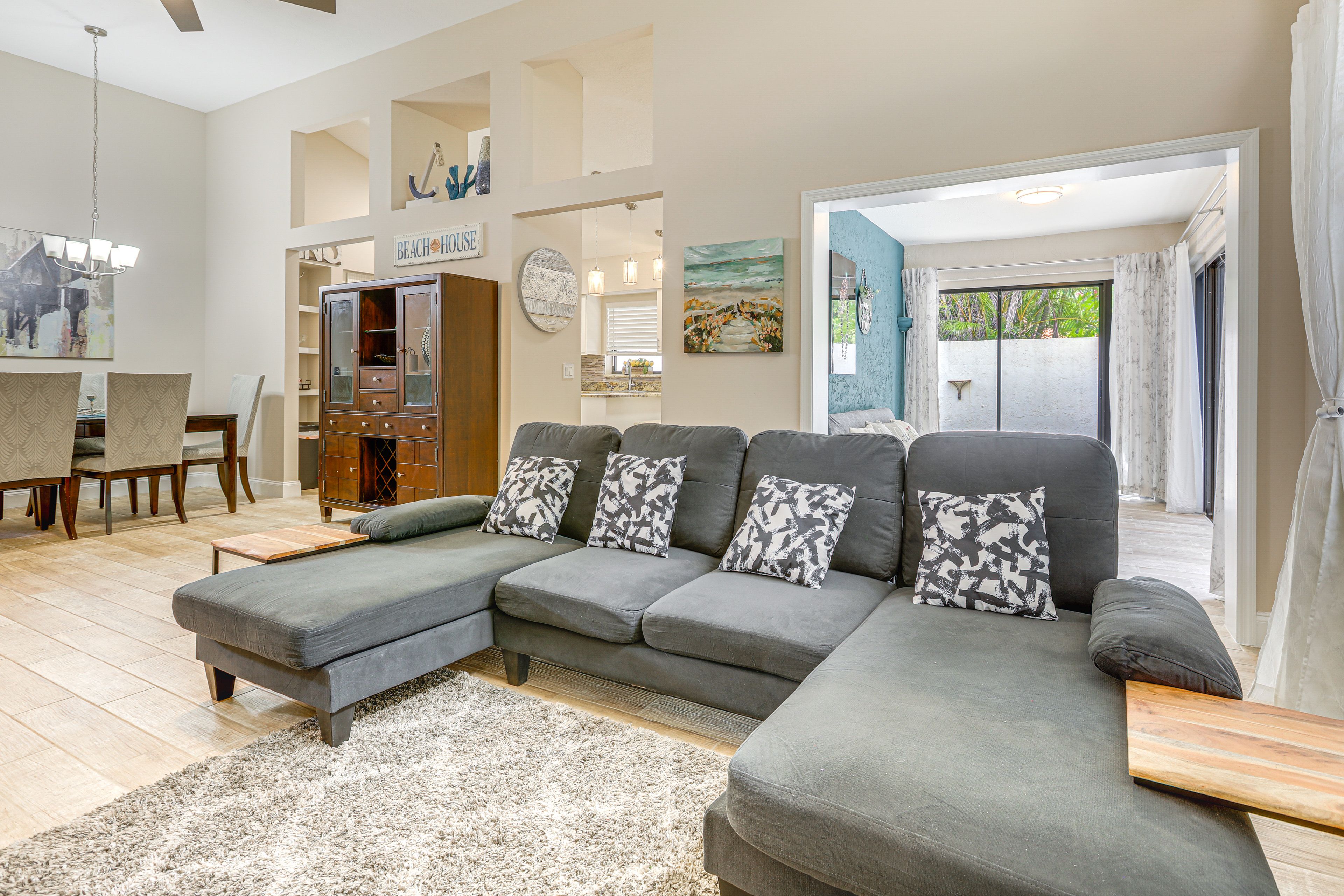 Living Room | Central A/C & Heat | Free WiFi
