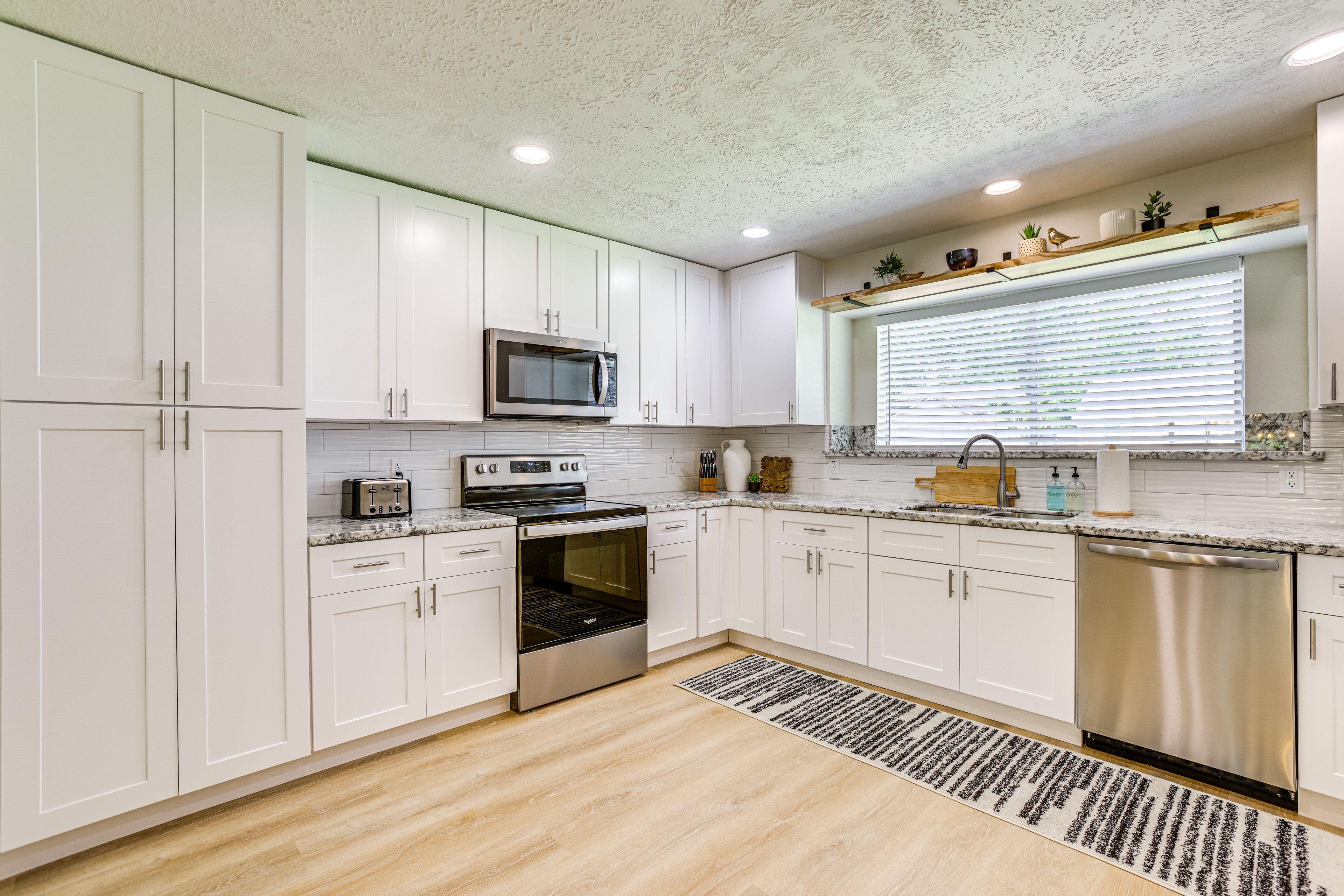 Kitchen | Cooking Basics | Toaster | Single-Serve Coffee Maker