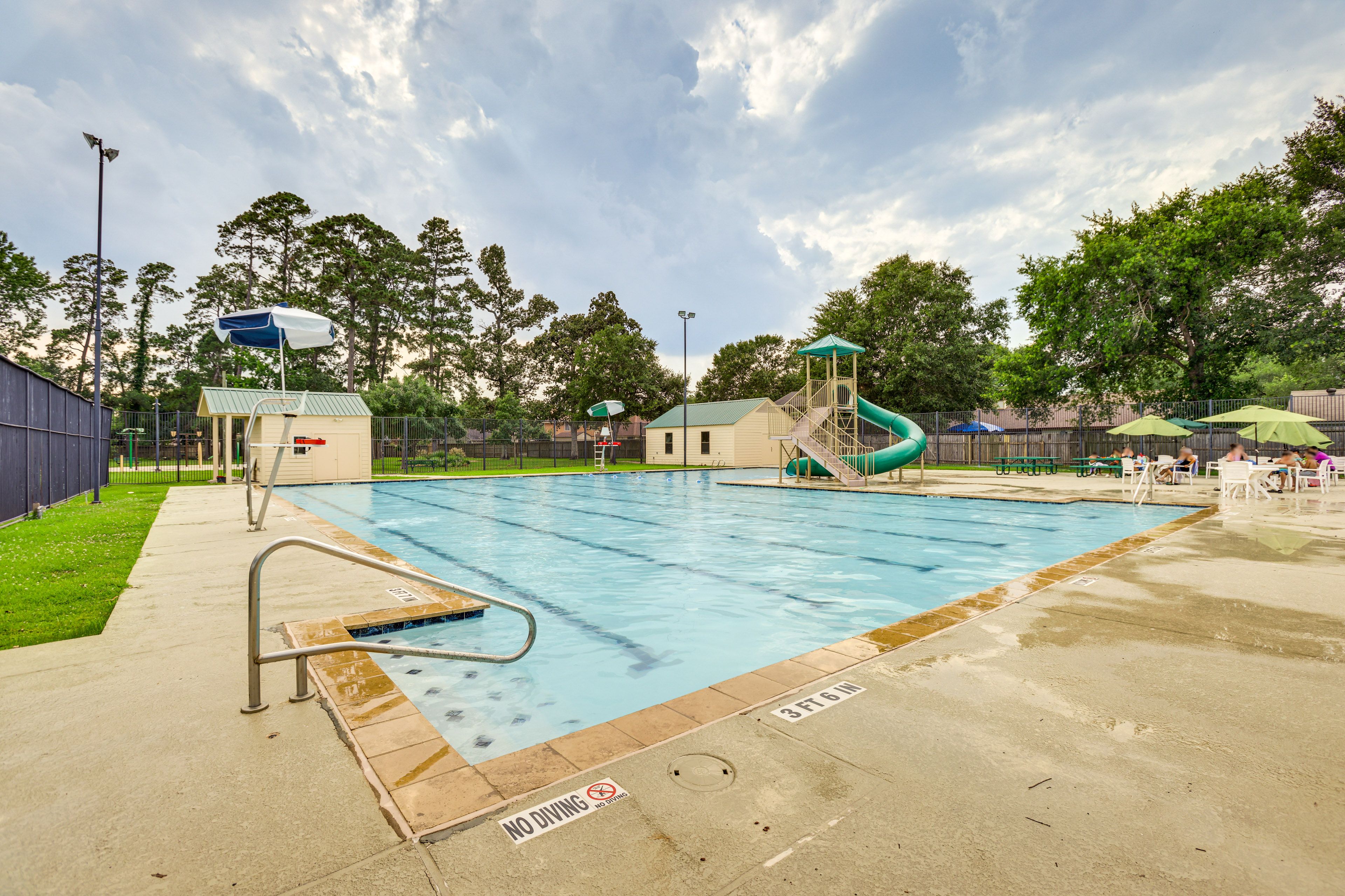 Atascocita Forest Community Amenities | Outdoor Pool
