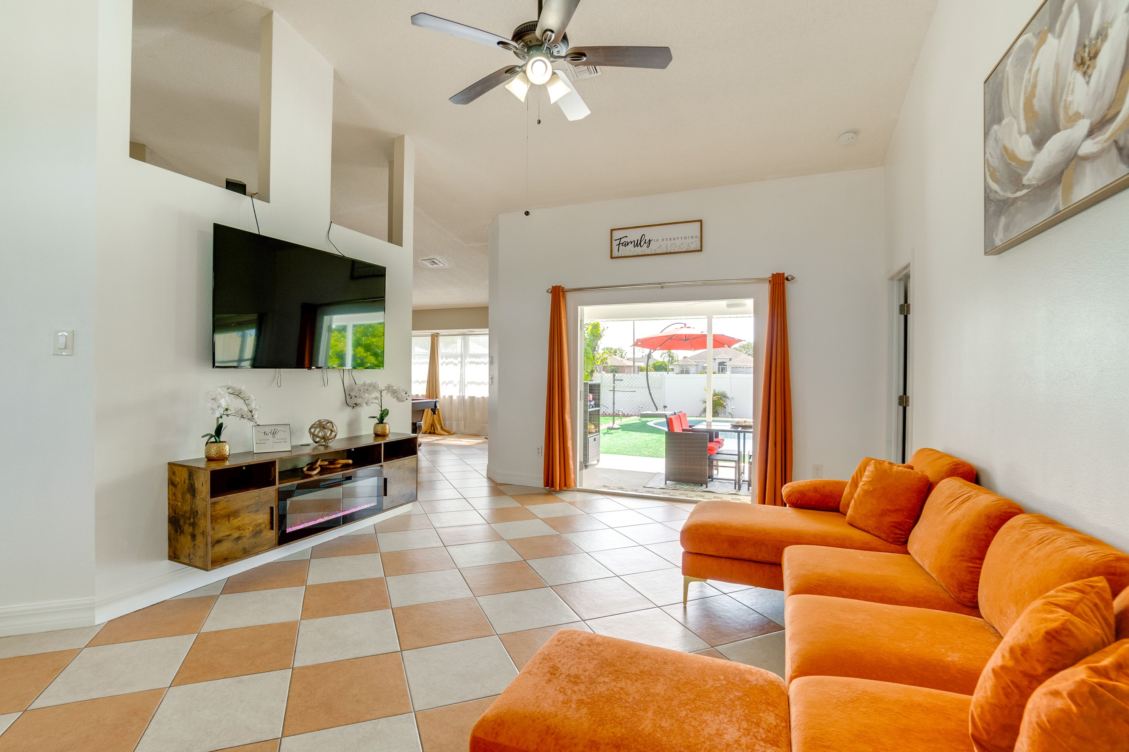 Living Room | Central A/C & Heating | Flat-Screen TV | Electric Fireplace