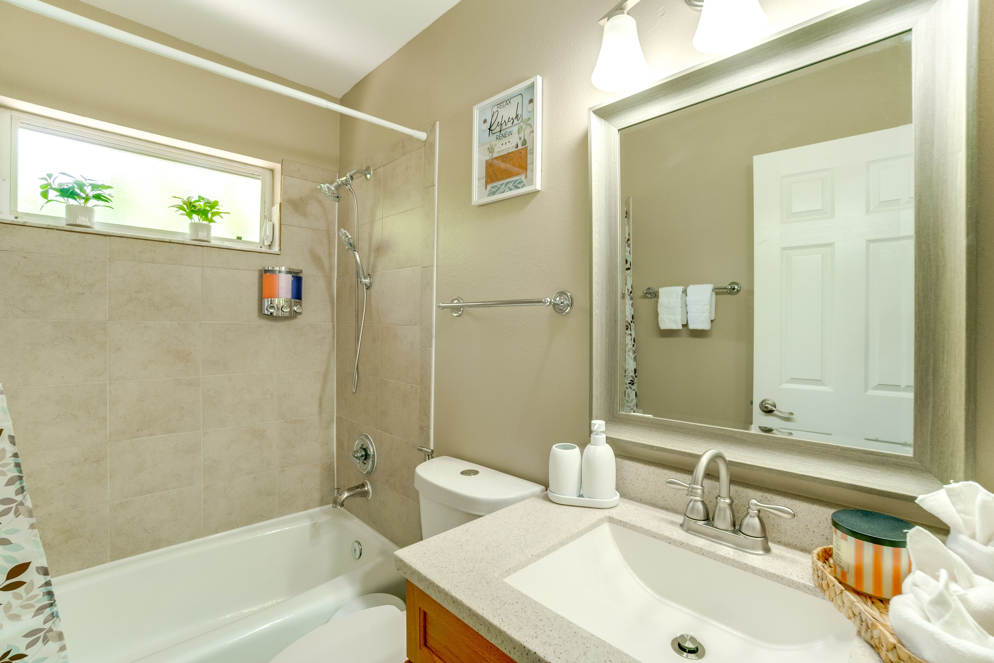 Full Bathroom