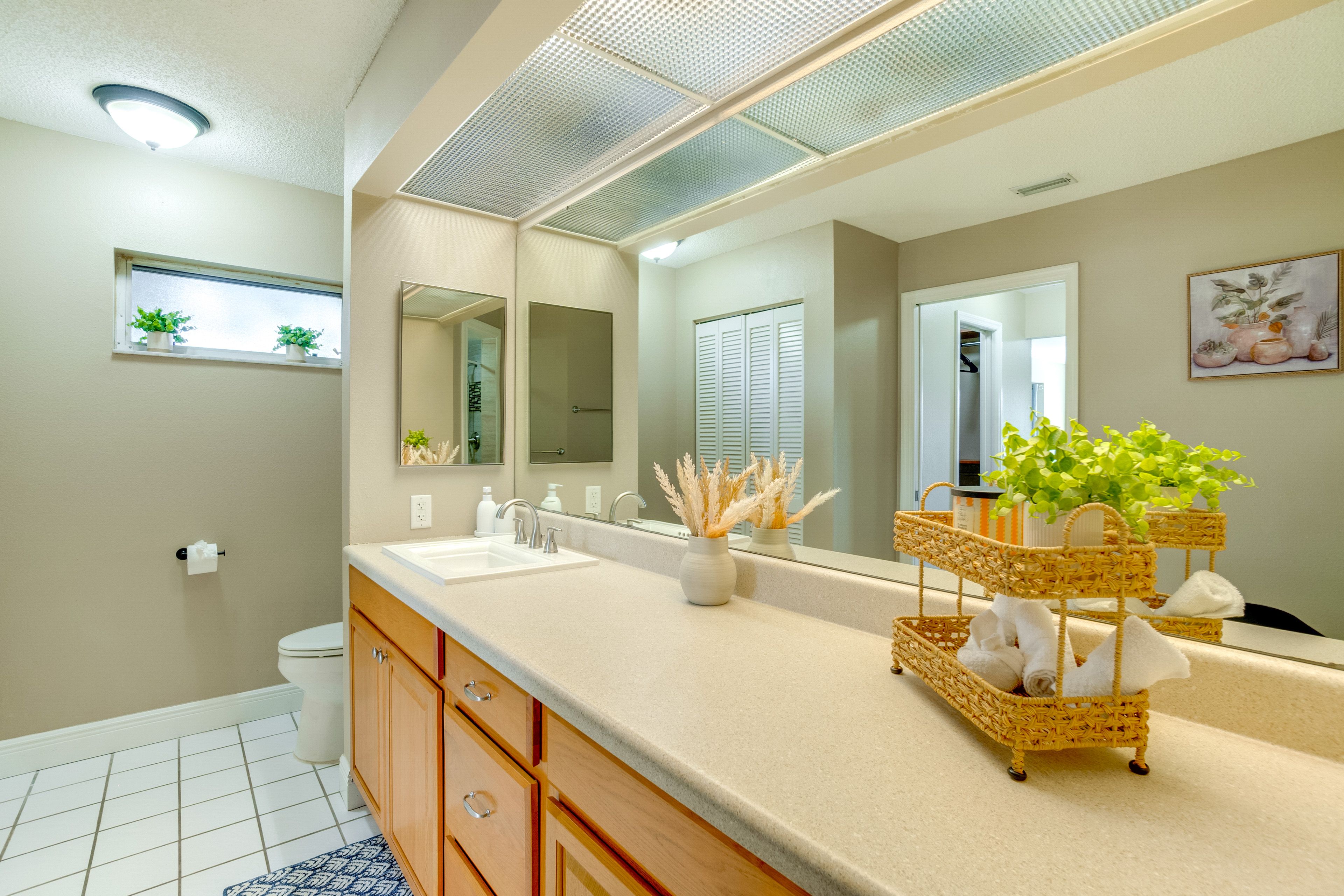 En-Suite Bathroom | Towels Provided