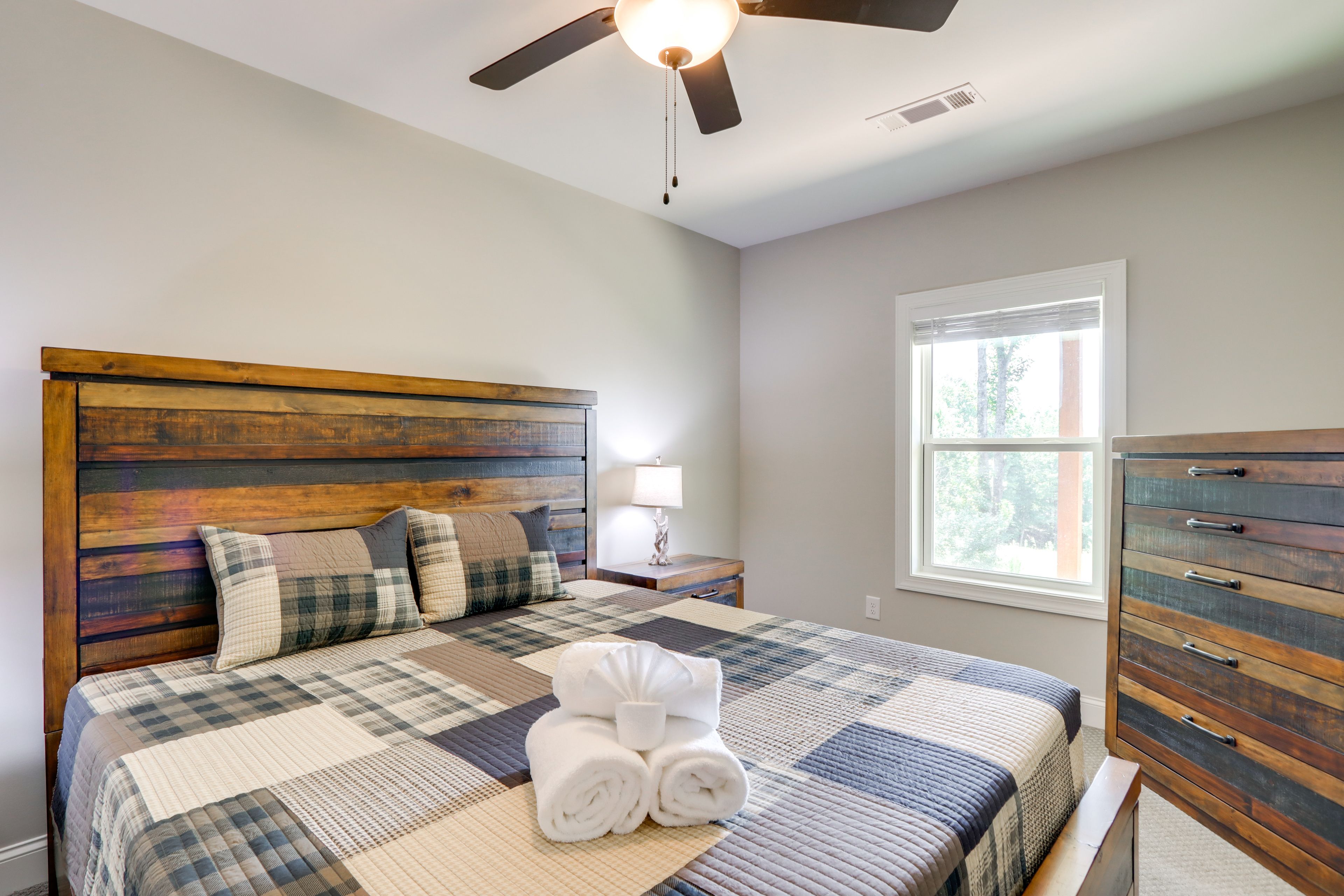 Bedroom 3 | King Bed | Lower Floor