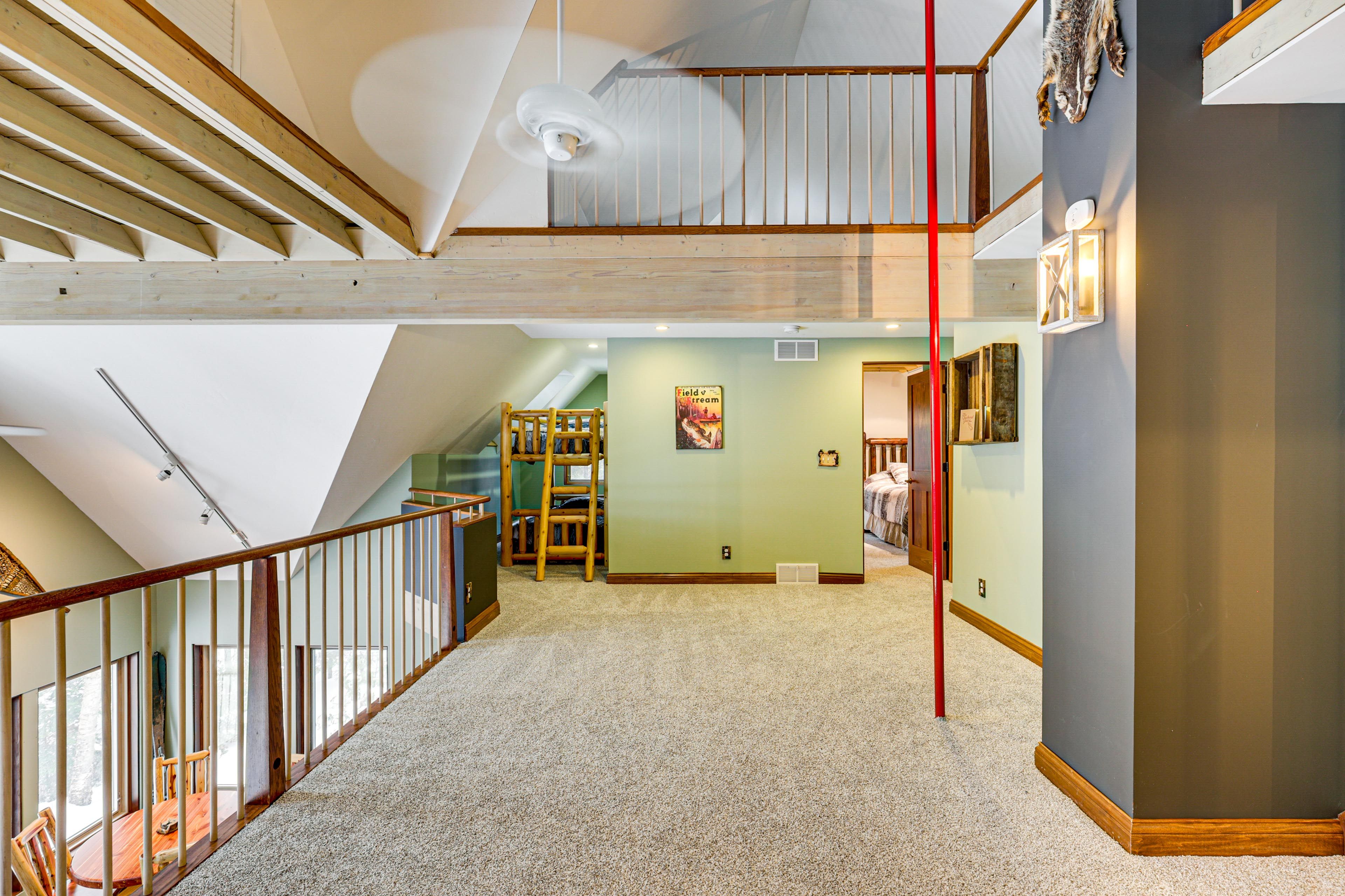 Loft | Twin Bunk Bed | Futon | 2nd Floor