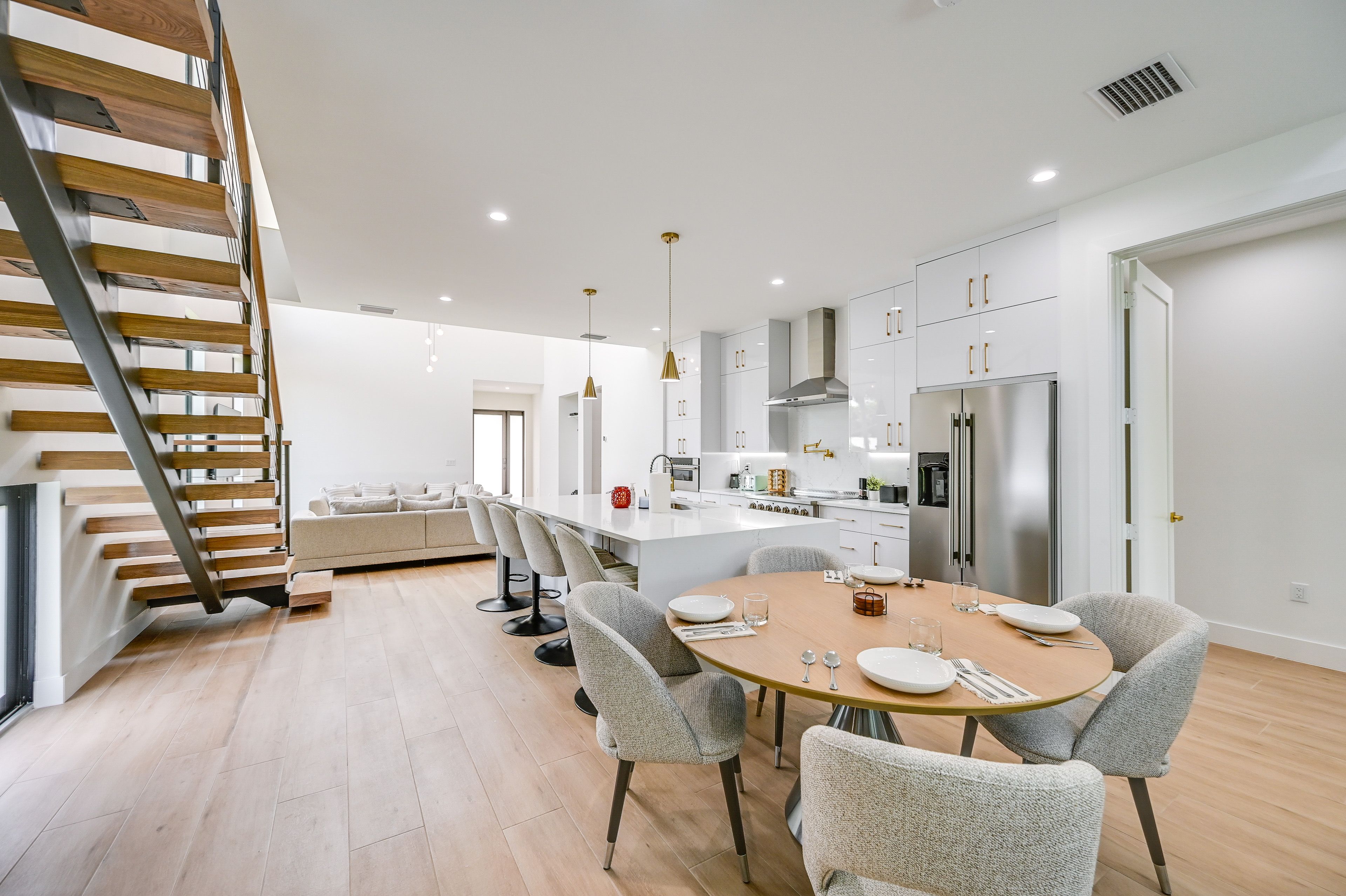 Dining Area | Dishware & Flatware Provided | 1st Floor