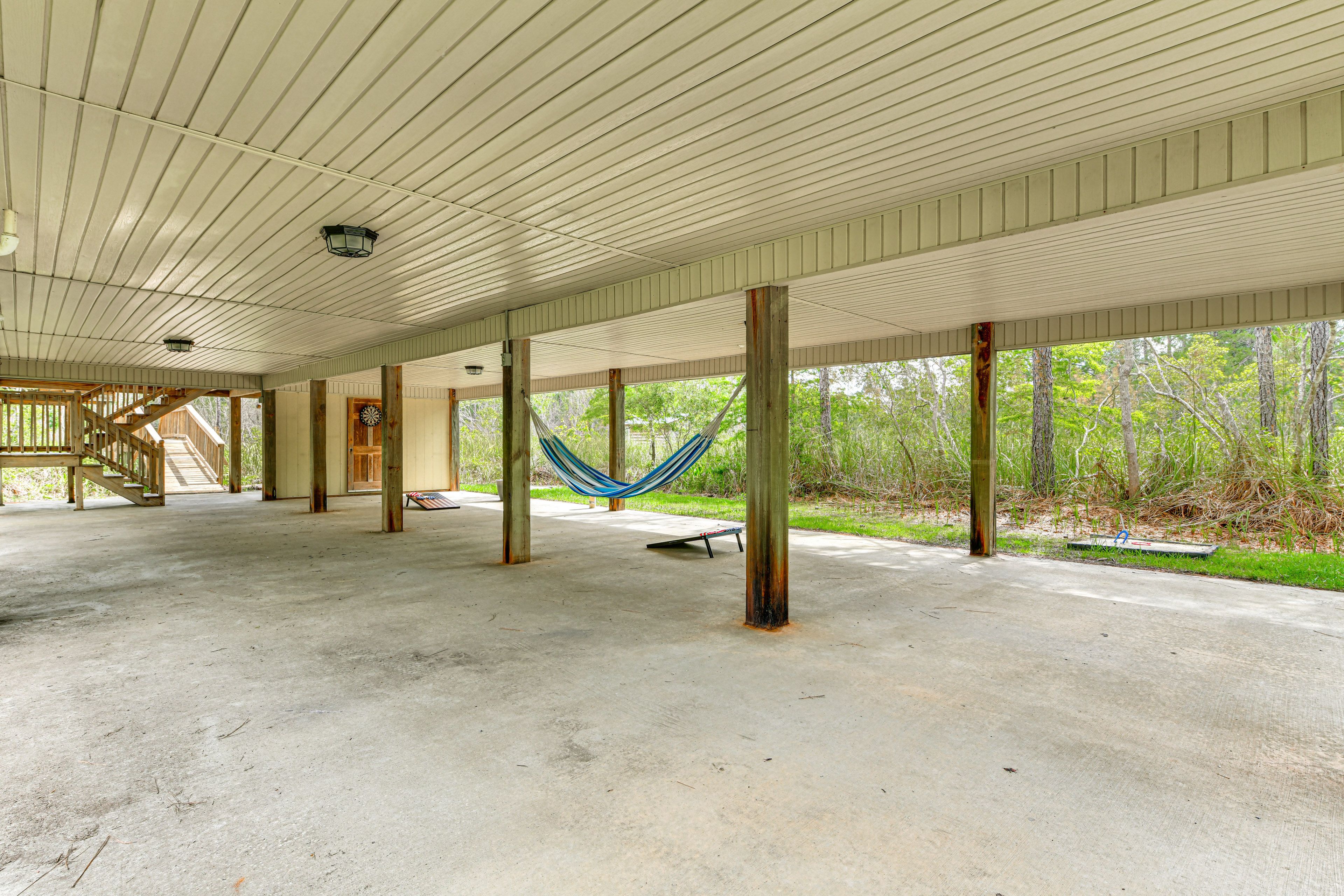 Covered Patio | Hammock | Cornhole
