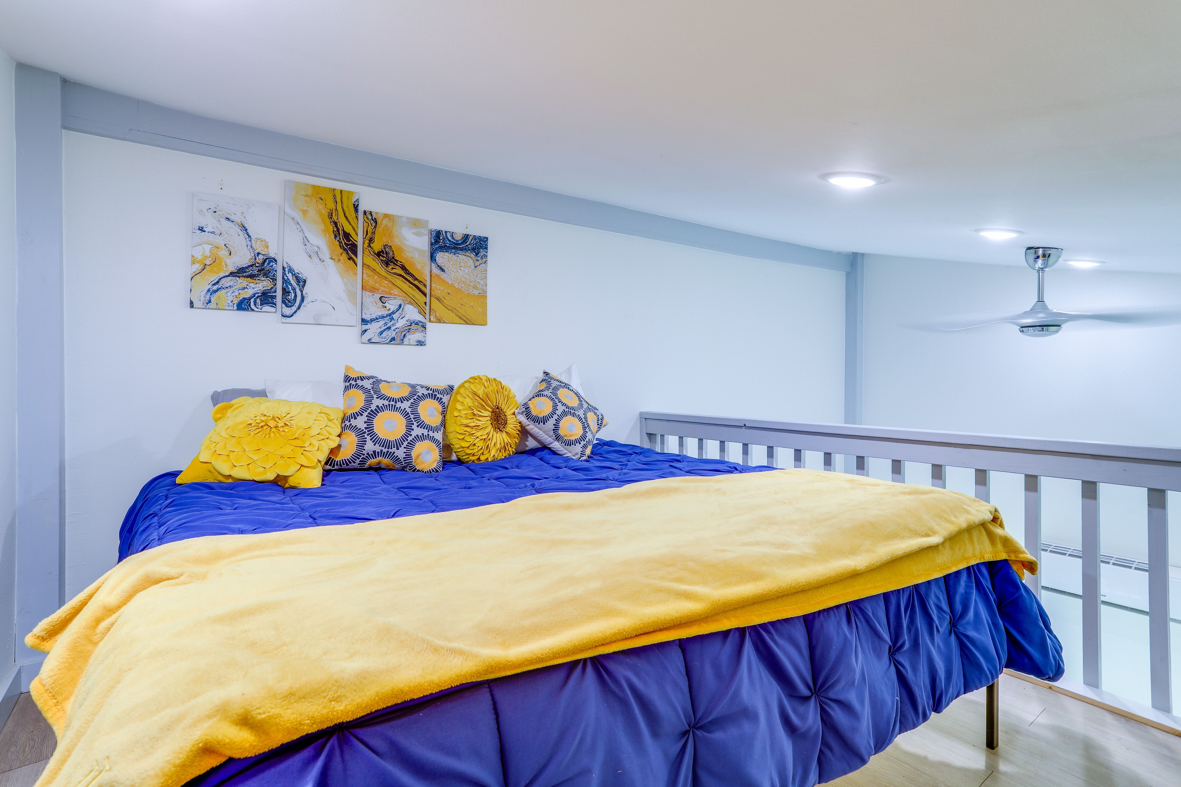 Loft | King Bed | 2nd Floor
