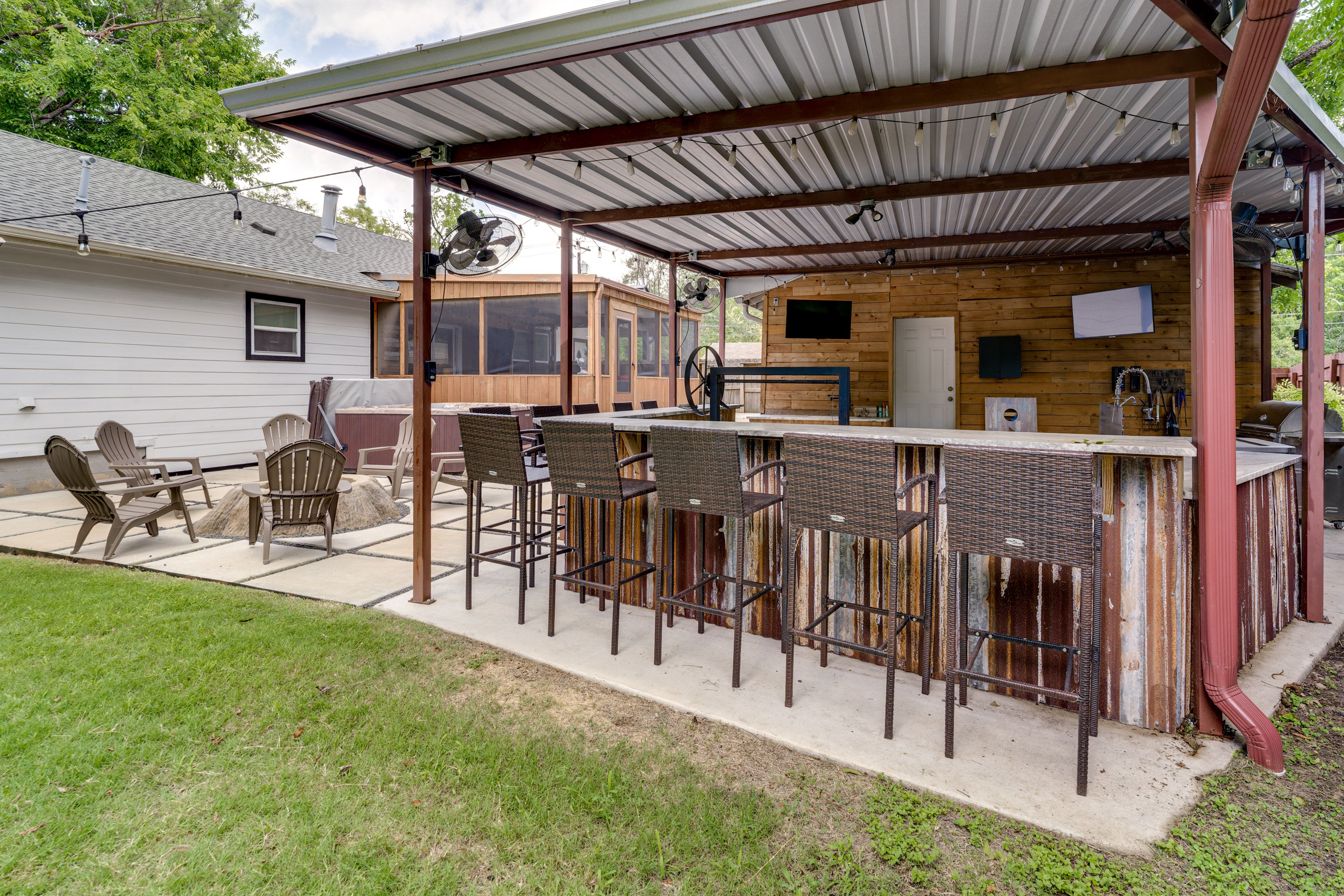 Backyard | Outdoor Kitchen & Bar | Hot Tub | 1 Mi to Downtown