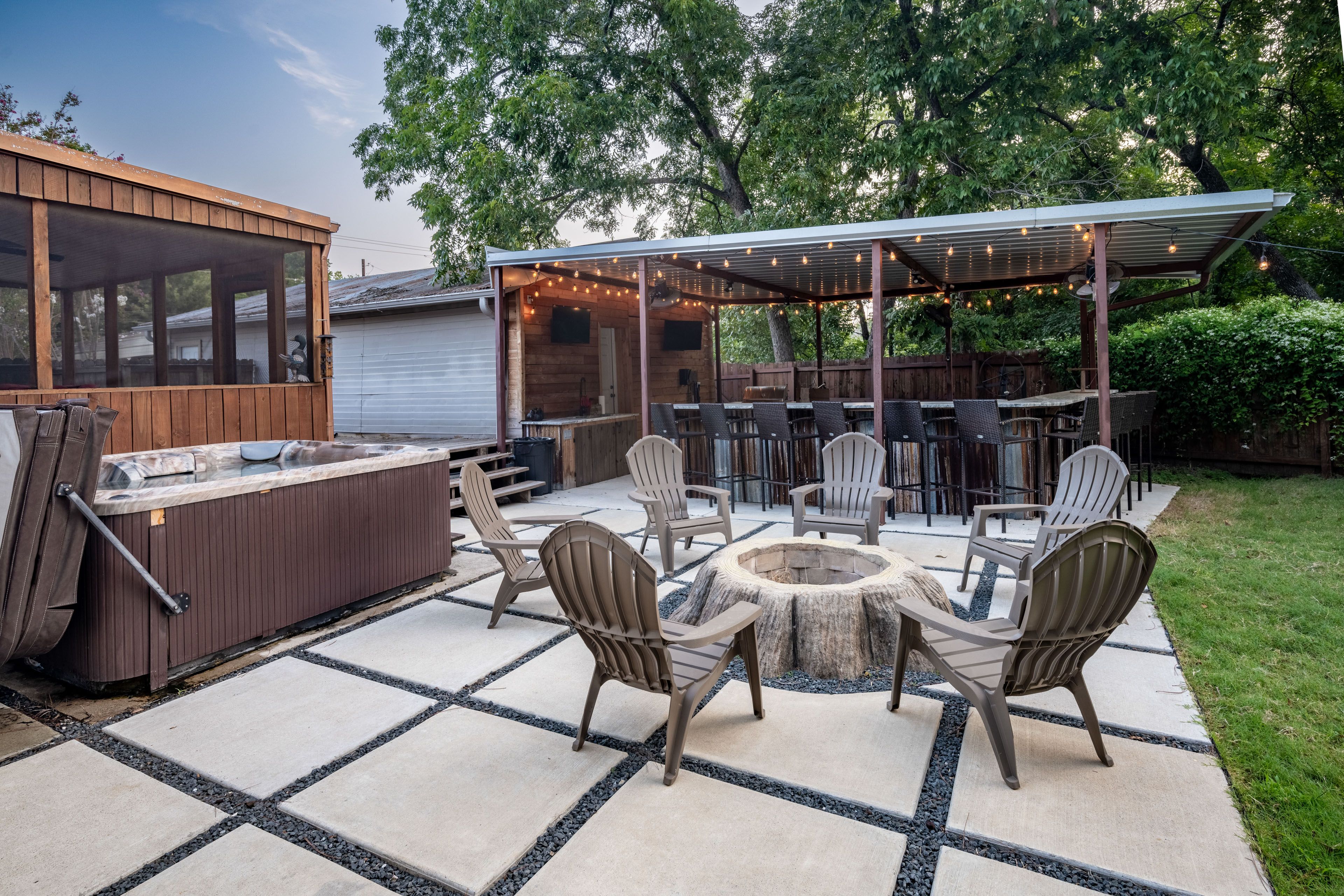 Bryan Vacation Rental | 3BR | 2BA | 1,500 Sq Ft | 2 Steps Required