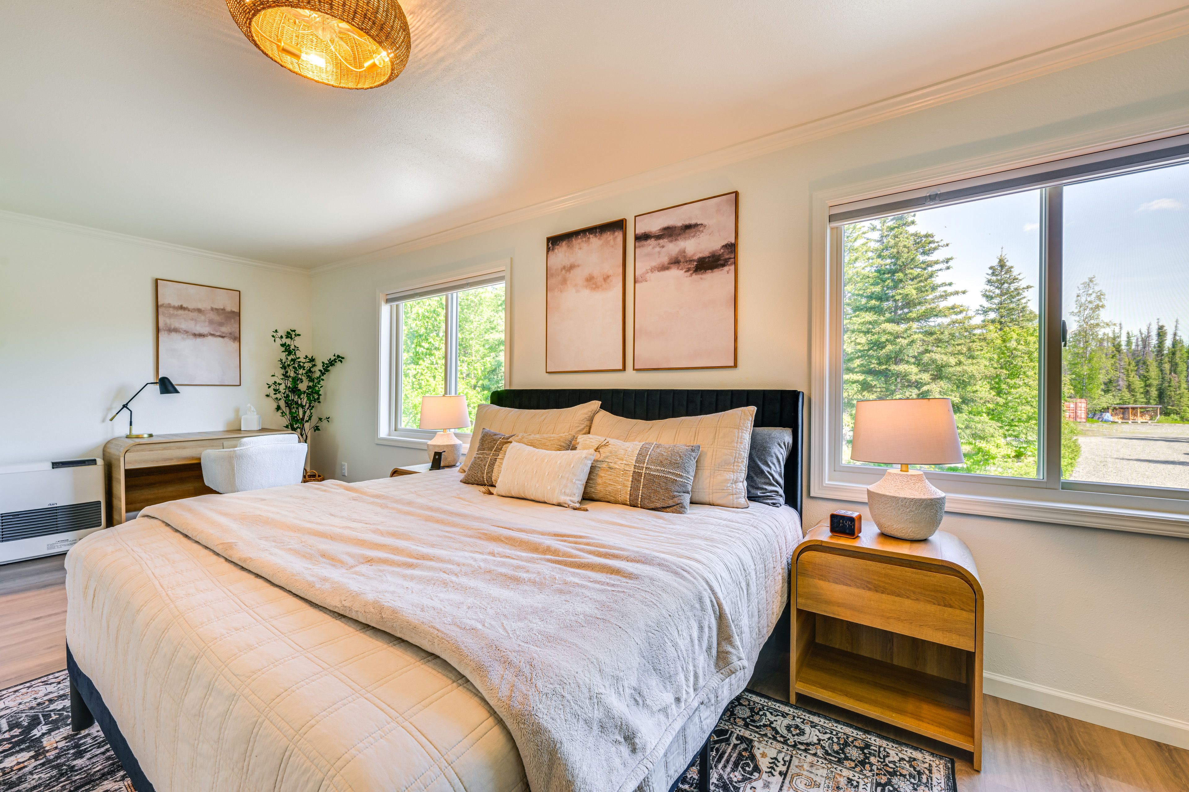 Bedroom 1 | 1st Floor | King Bed | Linens Provided