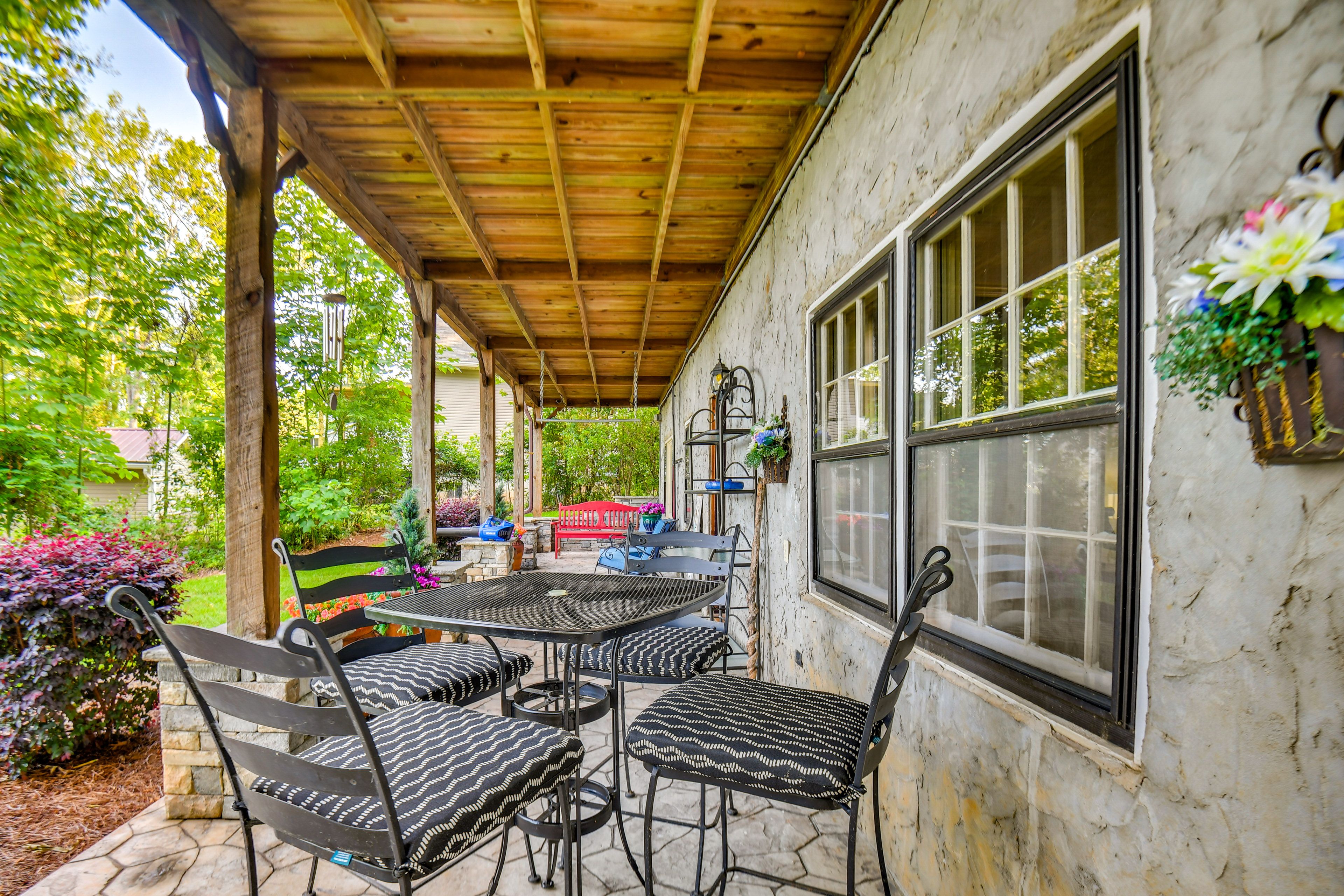 Cabin Exterior | Furnished Patio | Dining Area