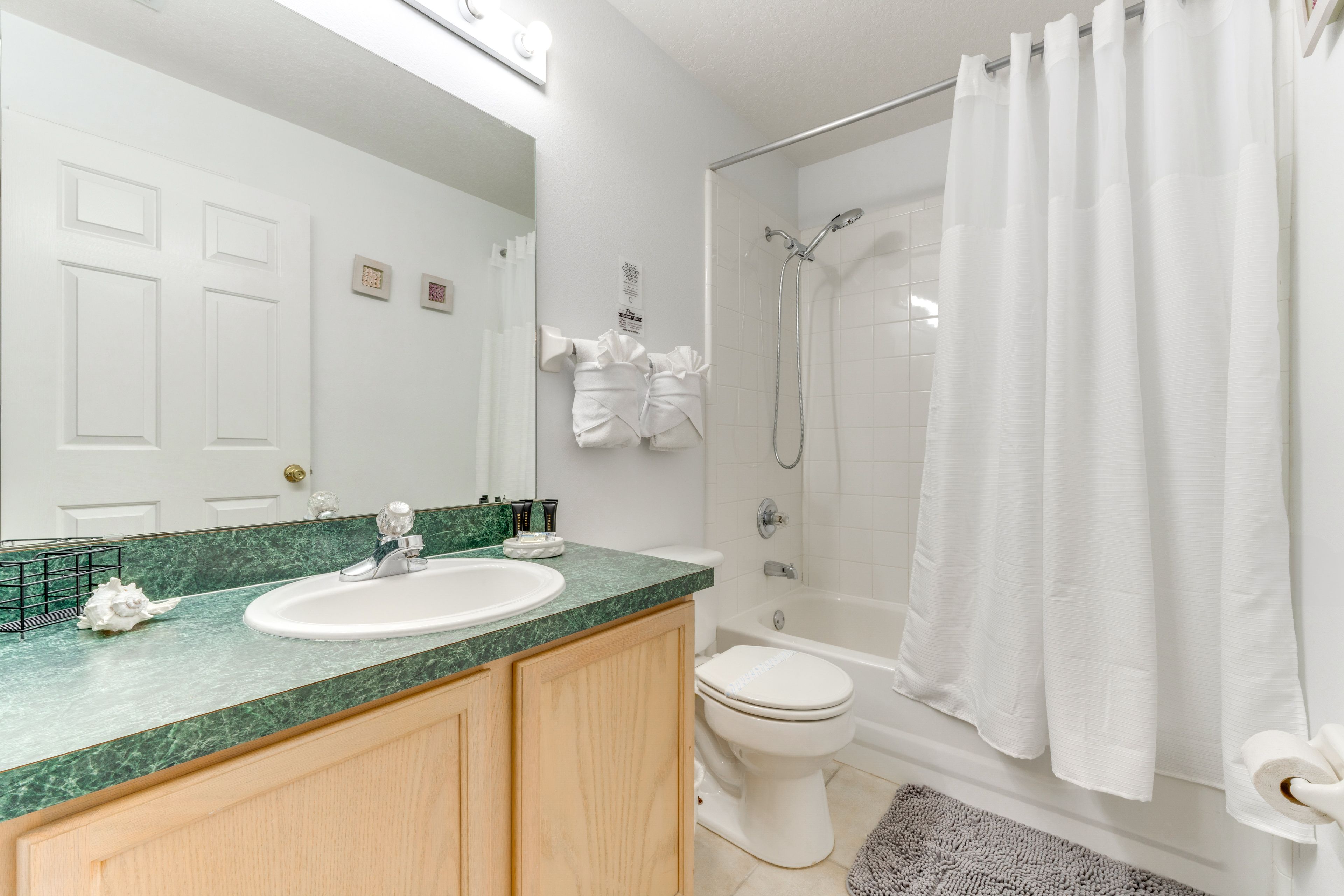 Full Bathroom