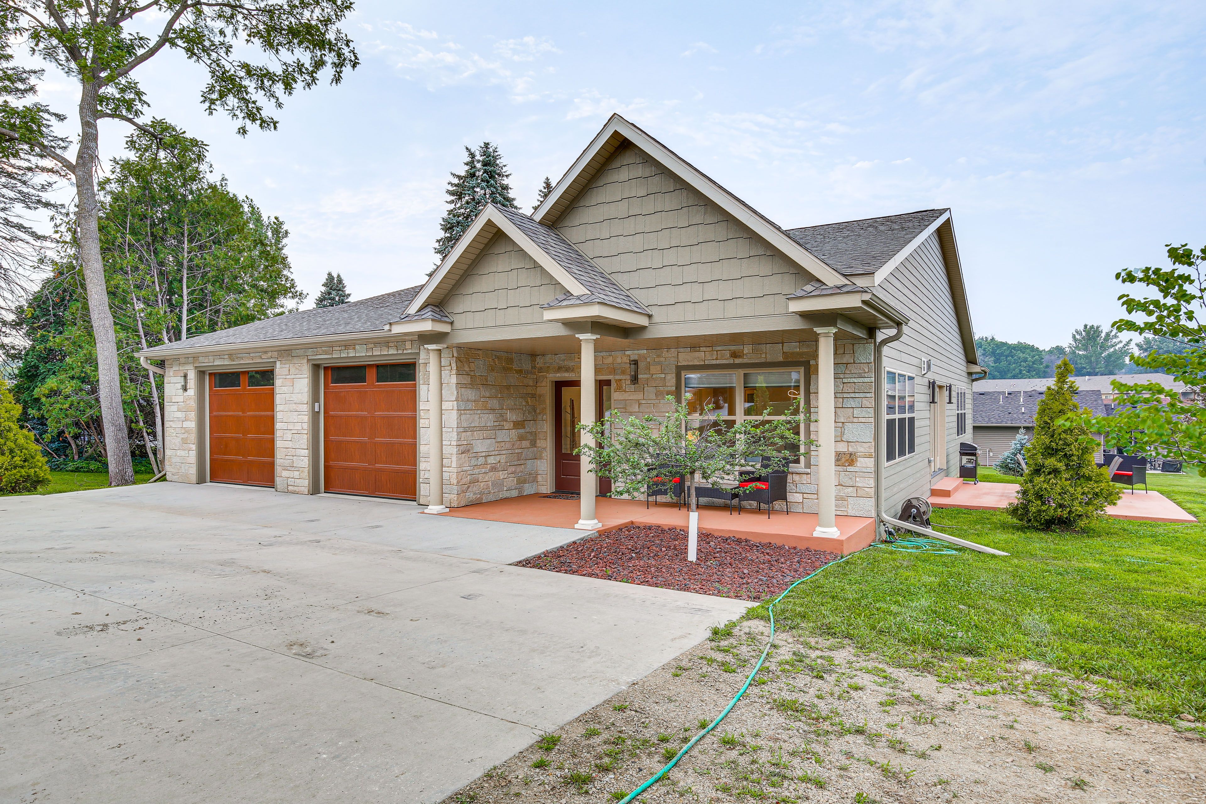 House Exterior | Furnished Porch