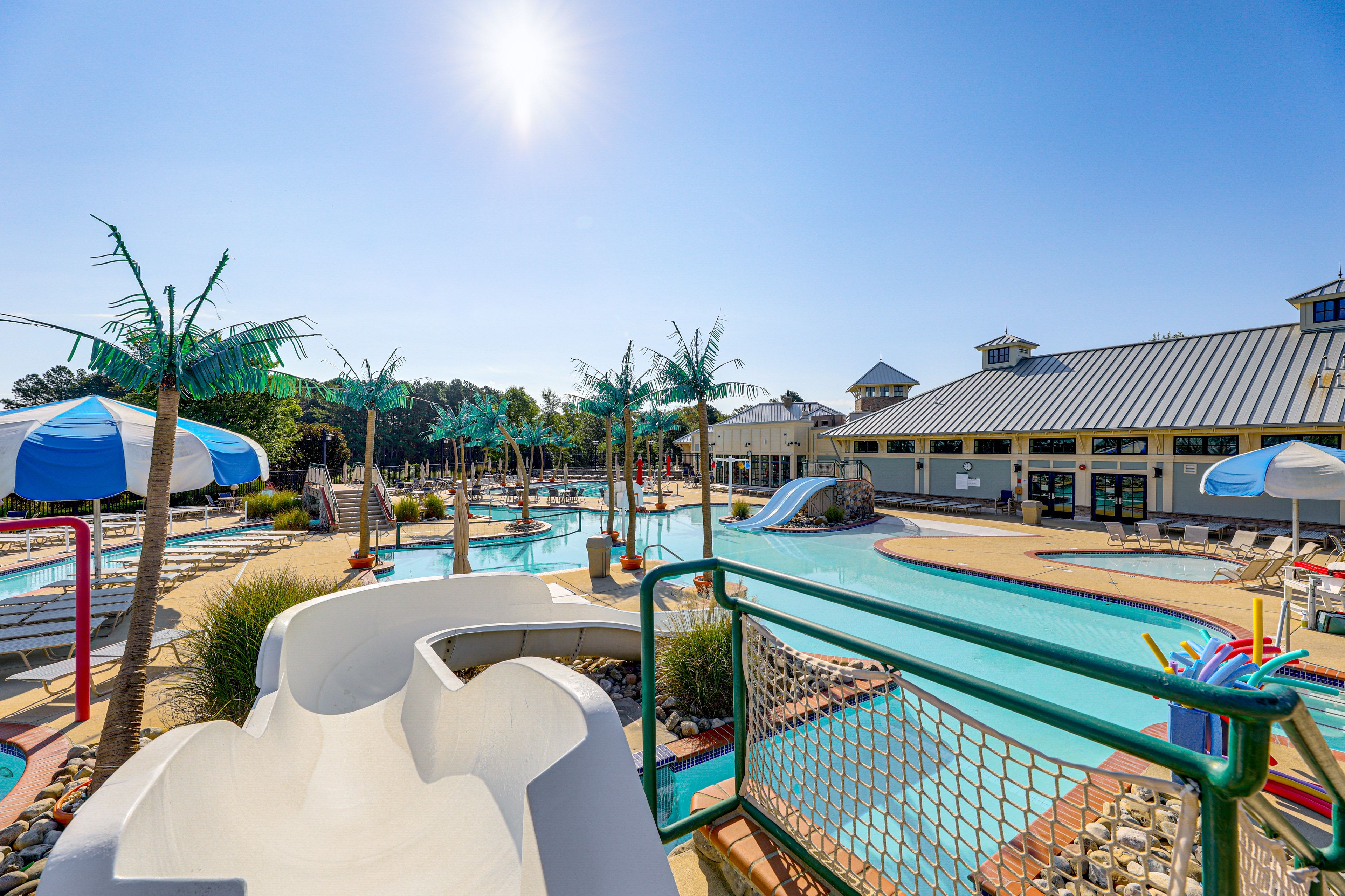 Bay Forest | Community Amenities