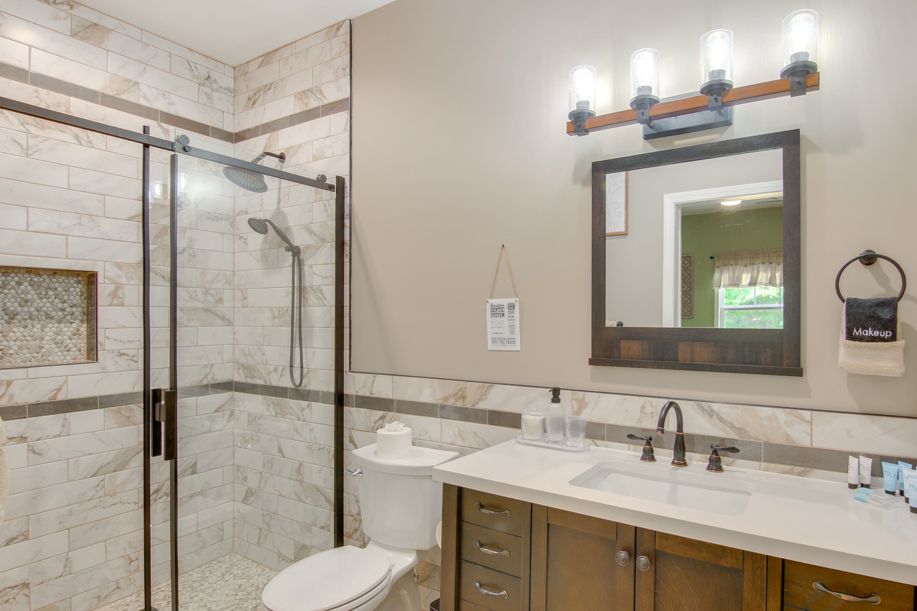 Bathroom | Towels Provided
