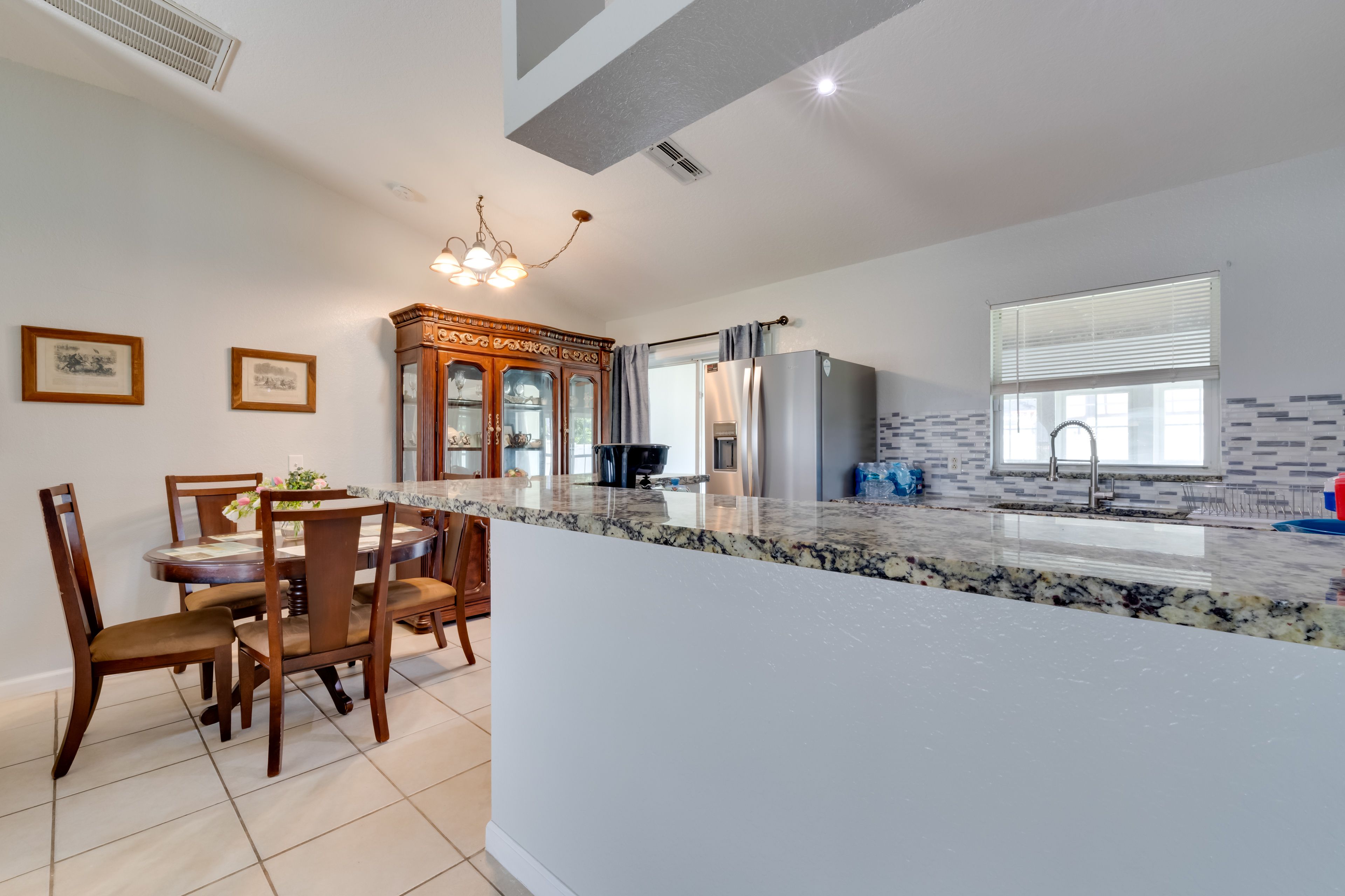 Dining Area | Open Floor Plan