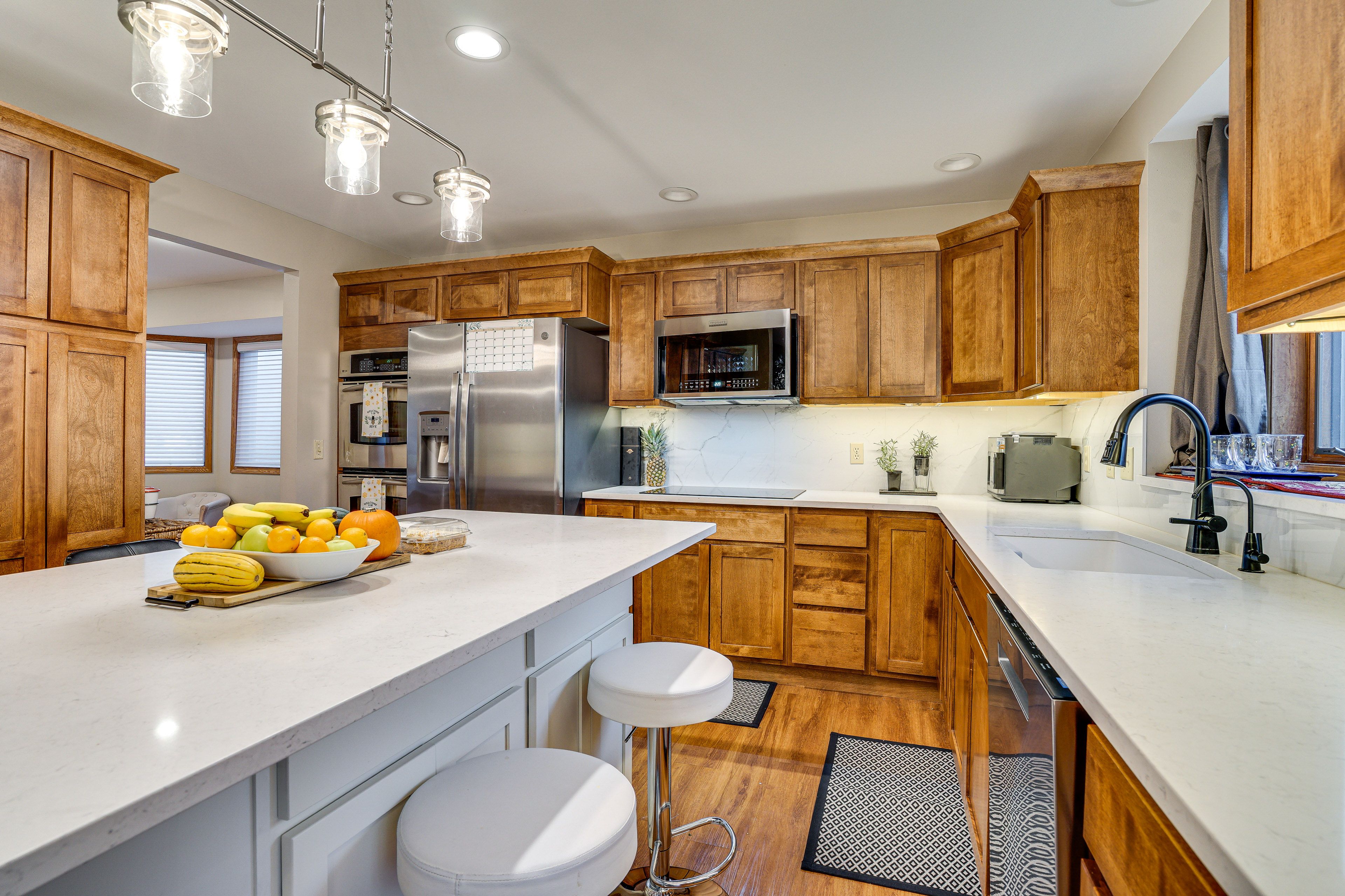 Kitchen | Breakfast Bar | Cooking Basics