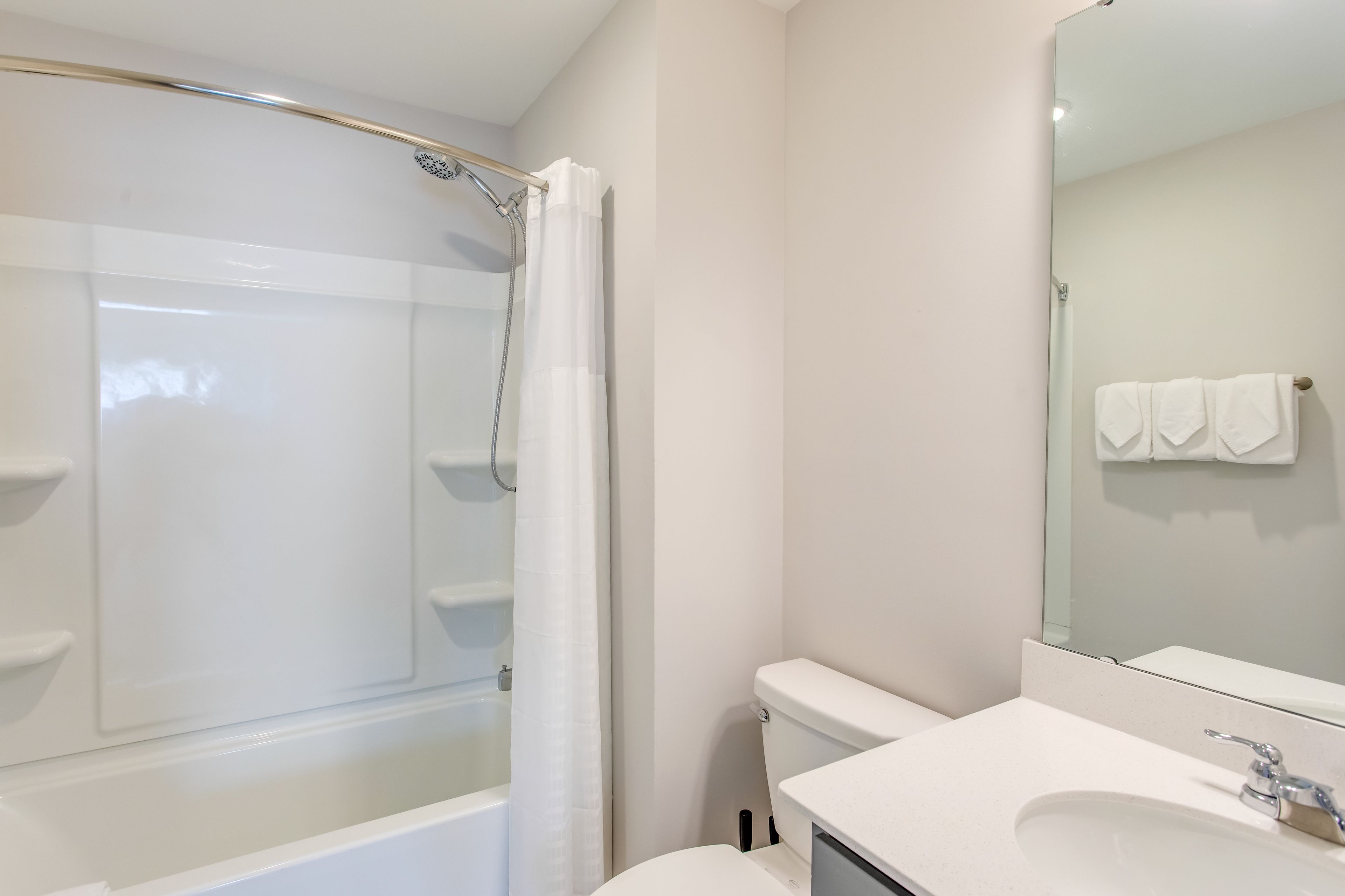 En-Suite Bathroom | 2nd Floor