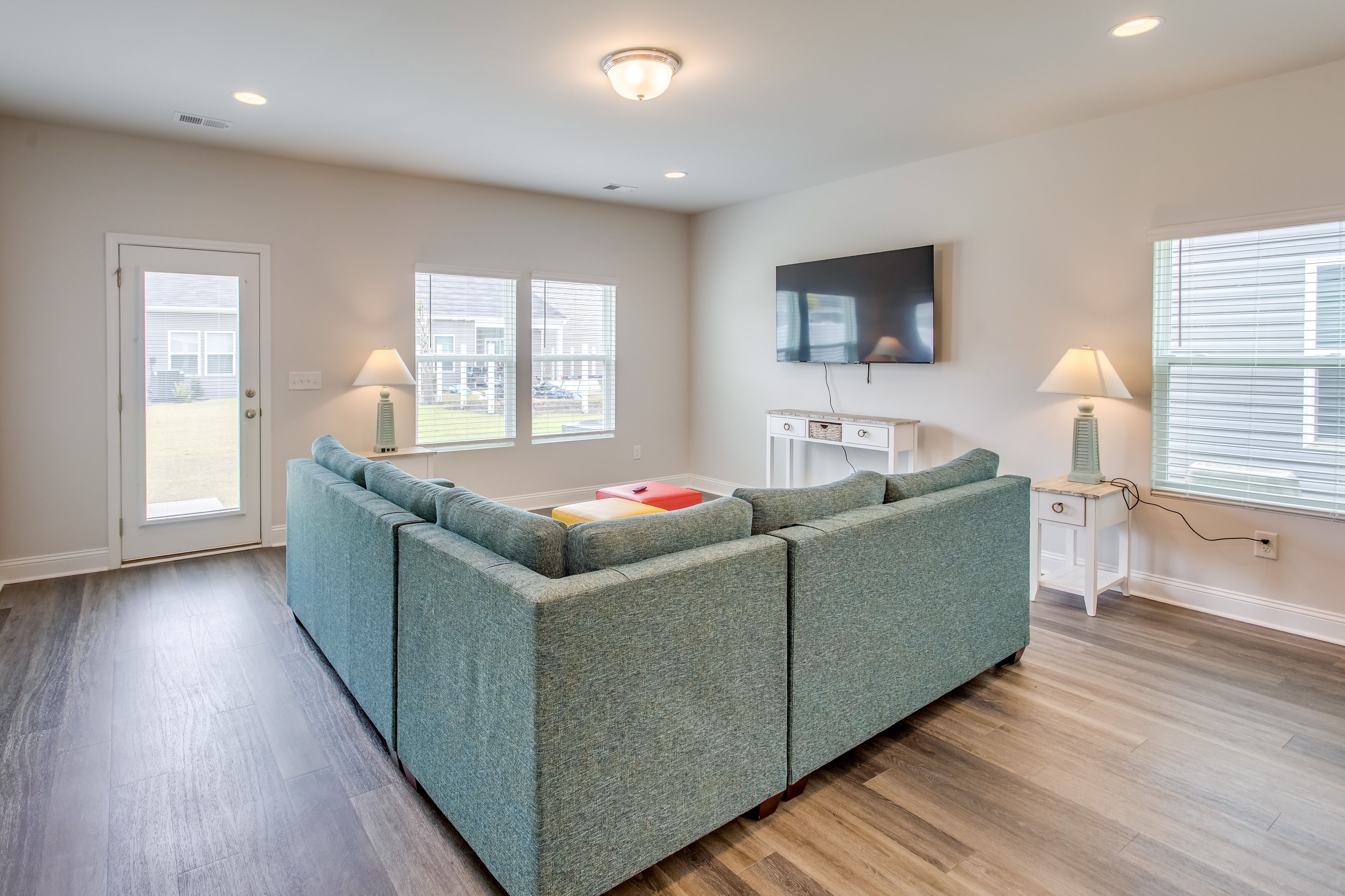 Ocean Isle Beach Vacation Rental | 3BR | 2BA | 1,604 Sq Ft | 1 Step Required