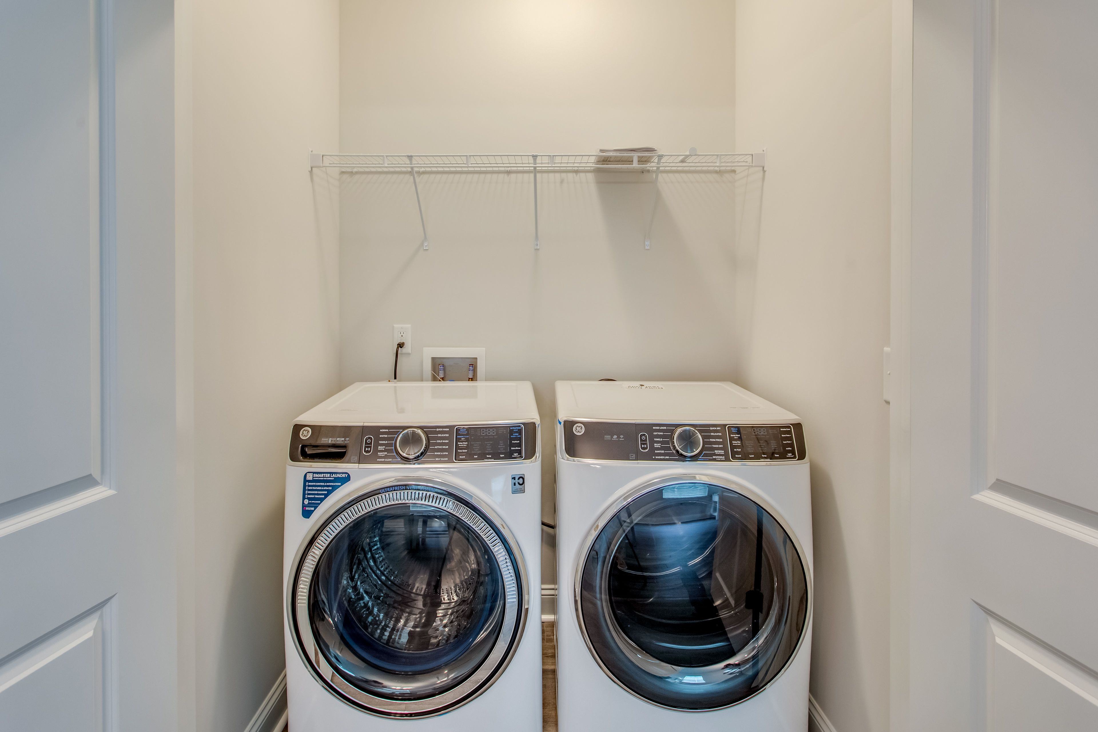 Washer & Dryer