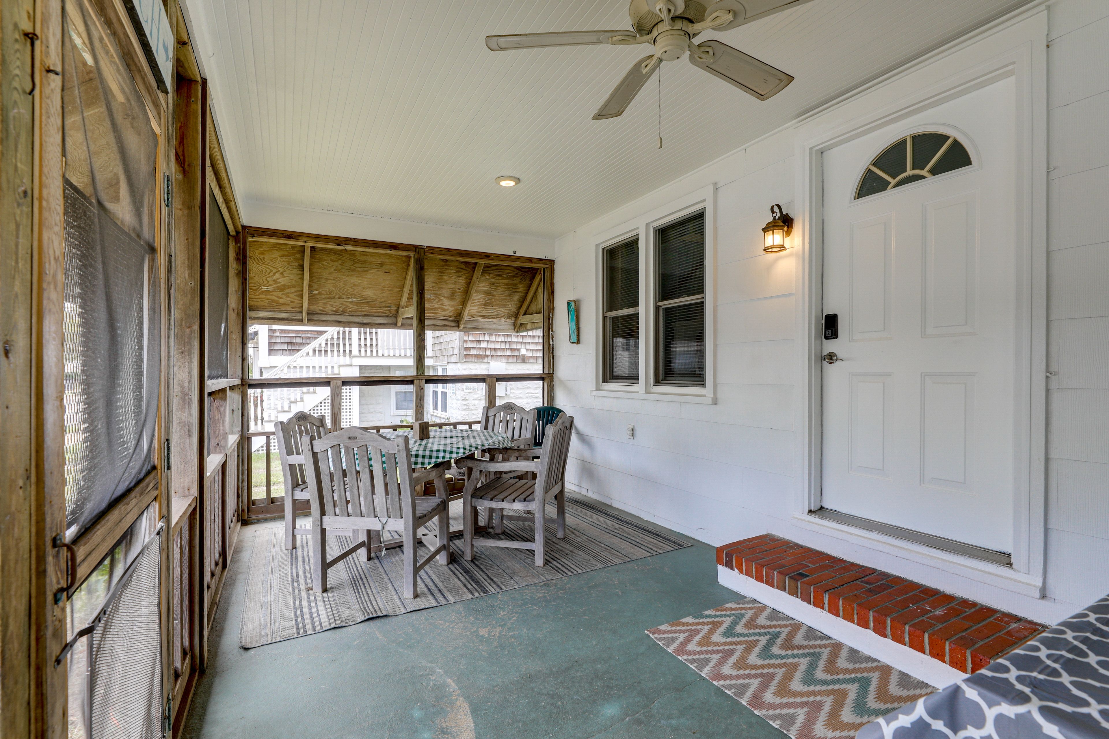 Screened Porch