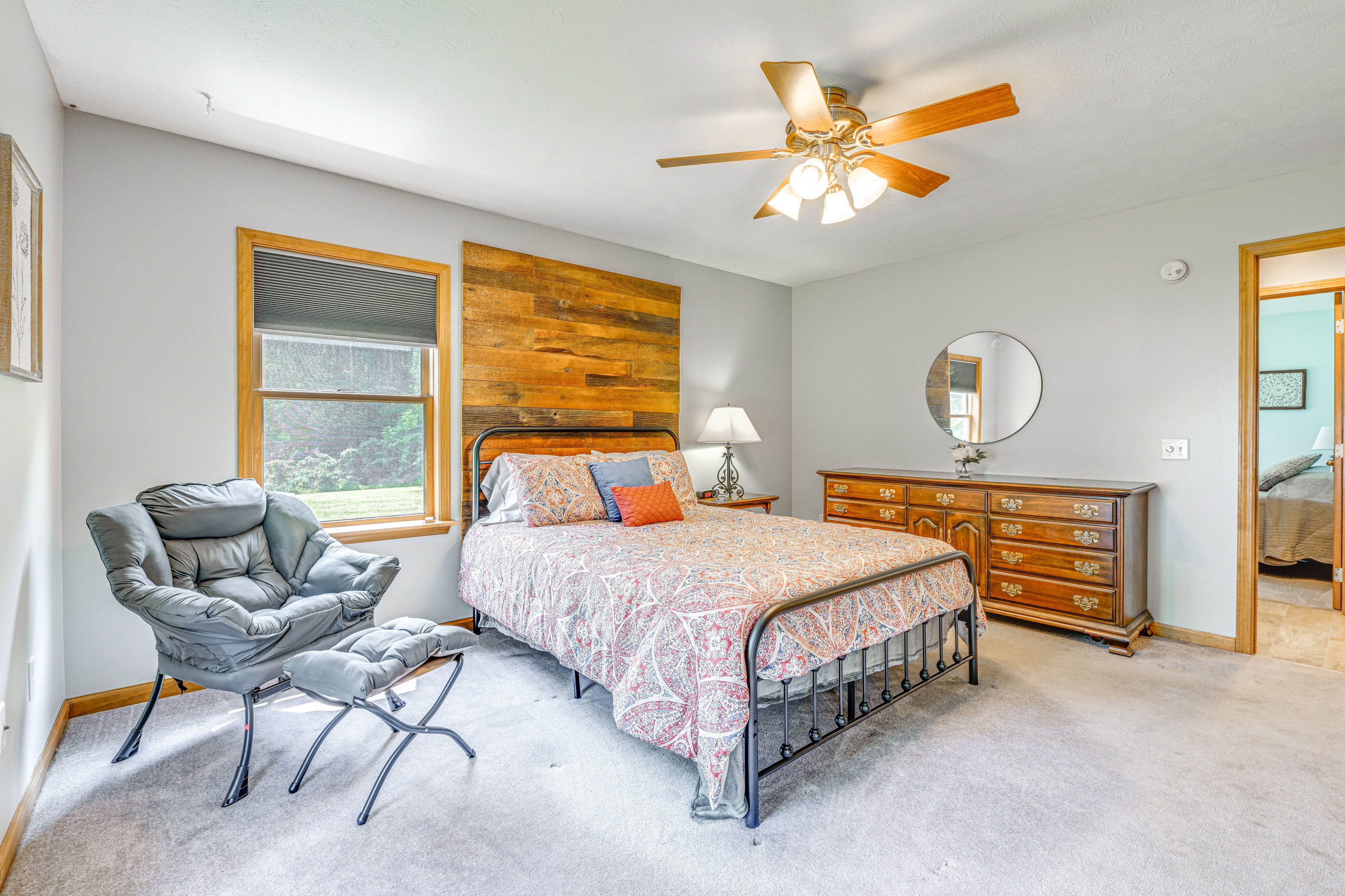 Bedroom 1 | Queen Bed | Linens Provided