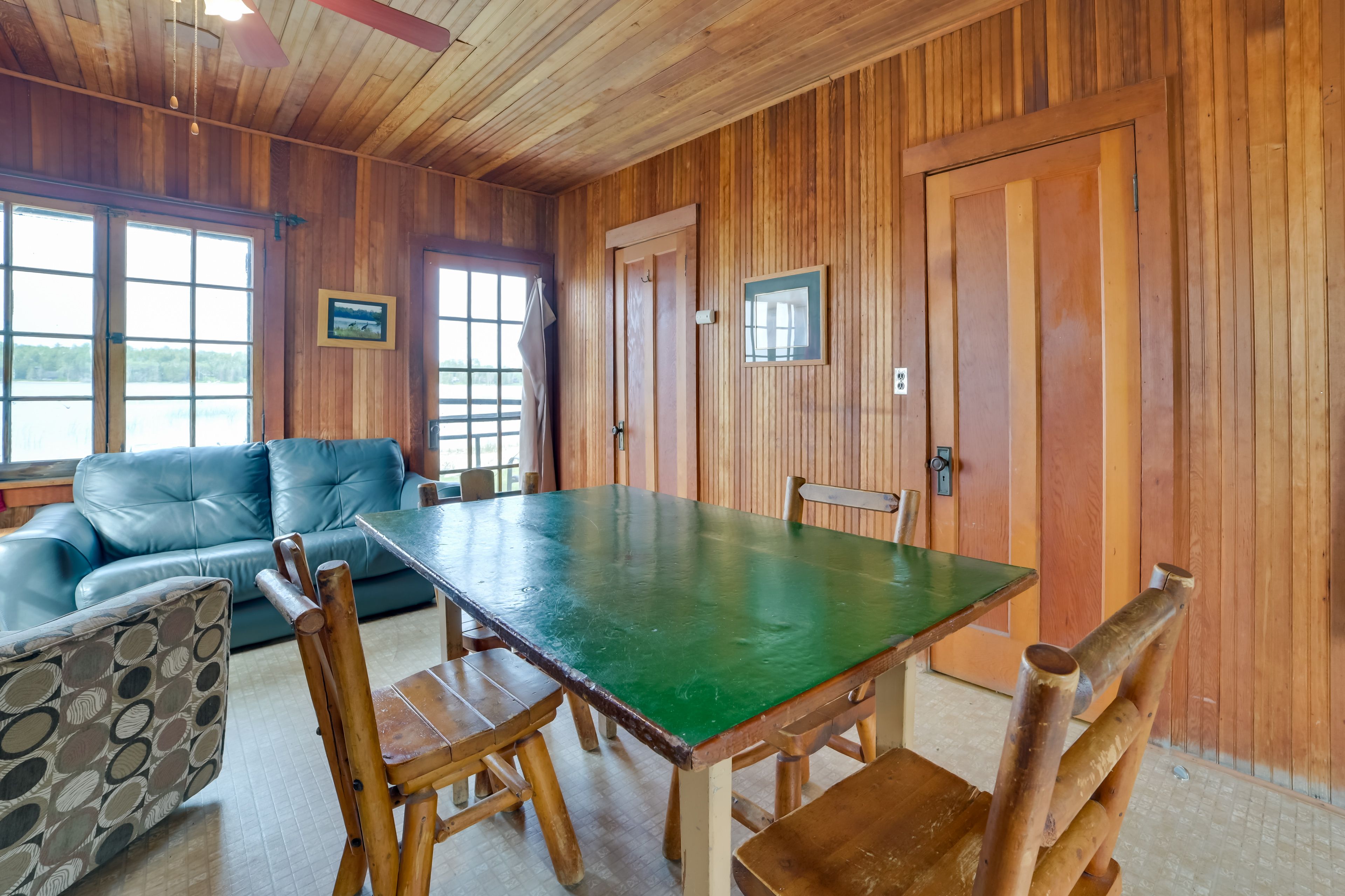 Dining Area | Dishware & Flatware