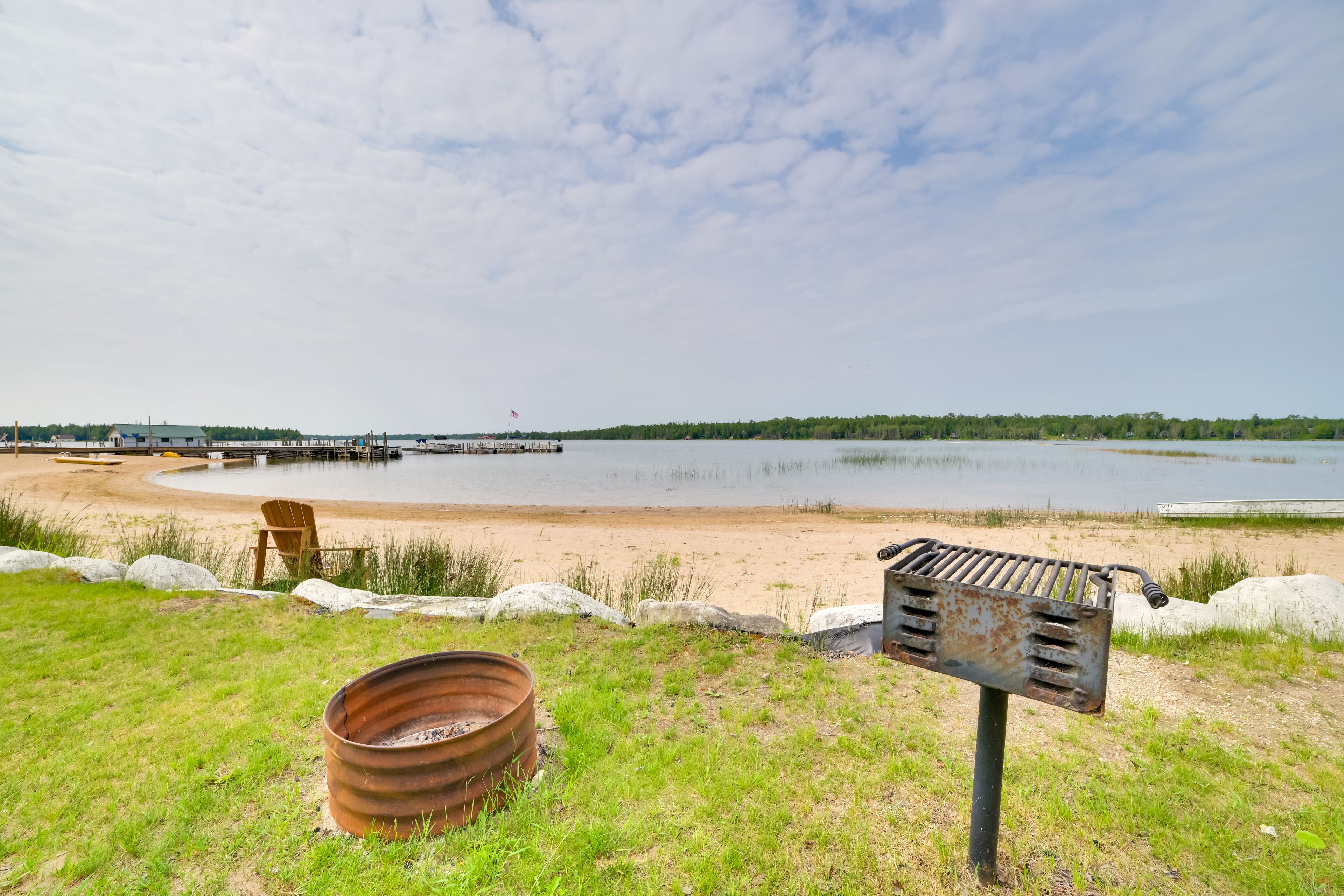 Private Fire Pit & Charcoal Grill