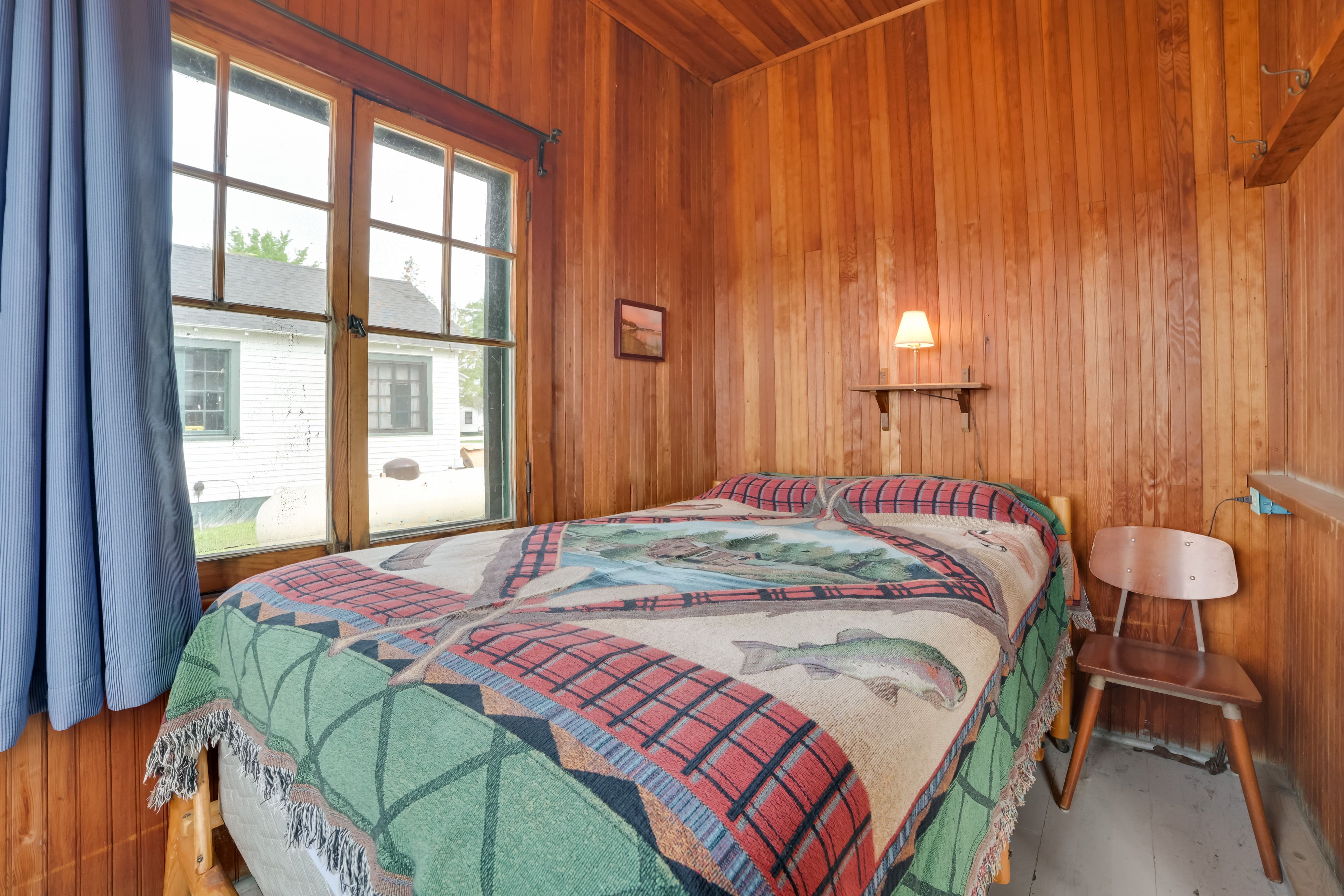 Bedroom 1 | Full Bed | Linens Provided