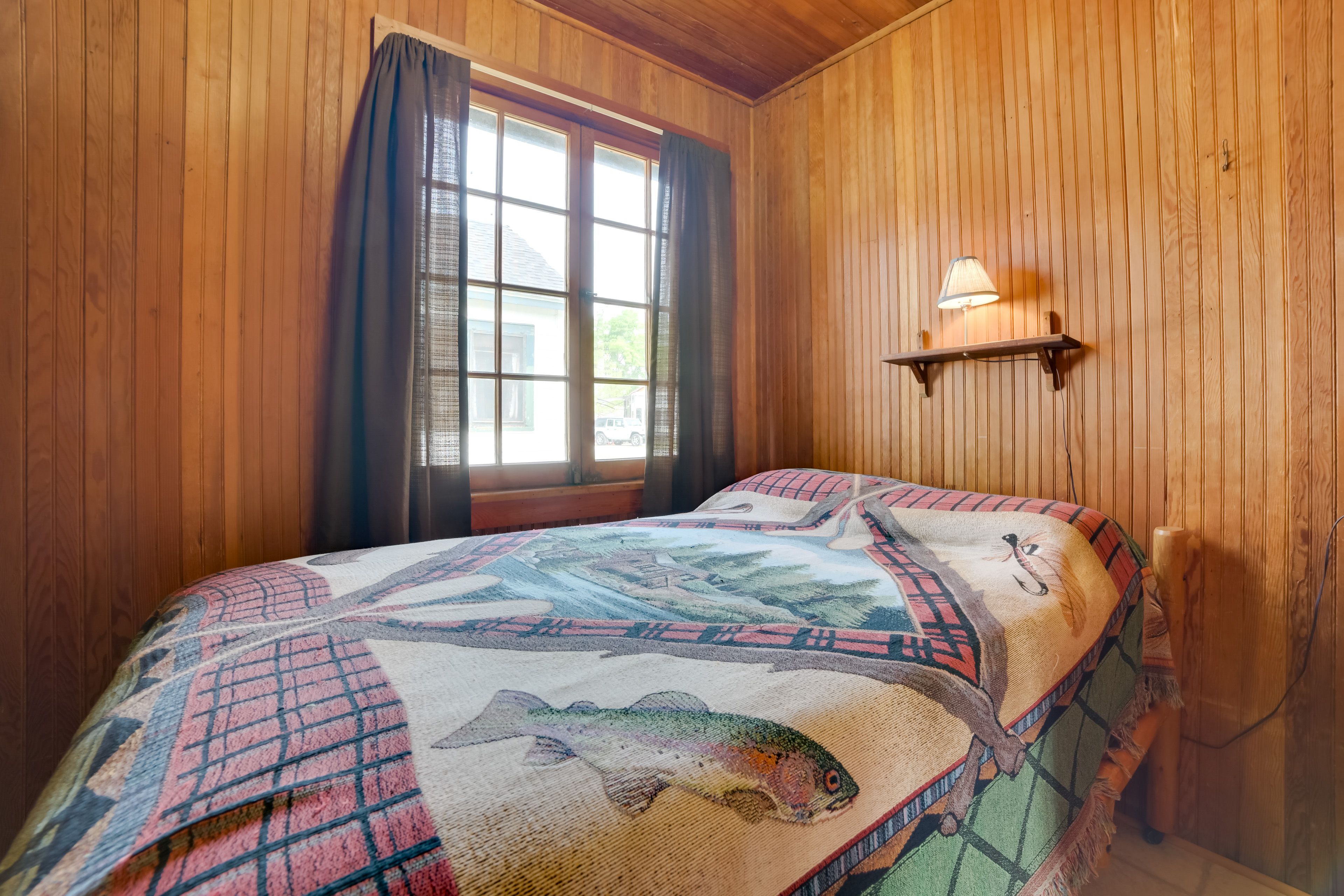 Bedroom 1 | Full Bed | Linens Provided
