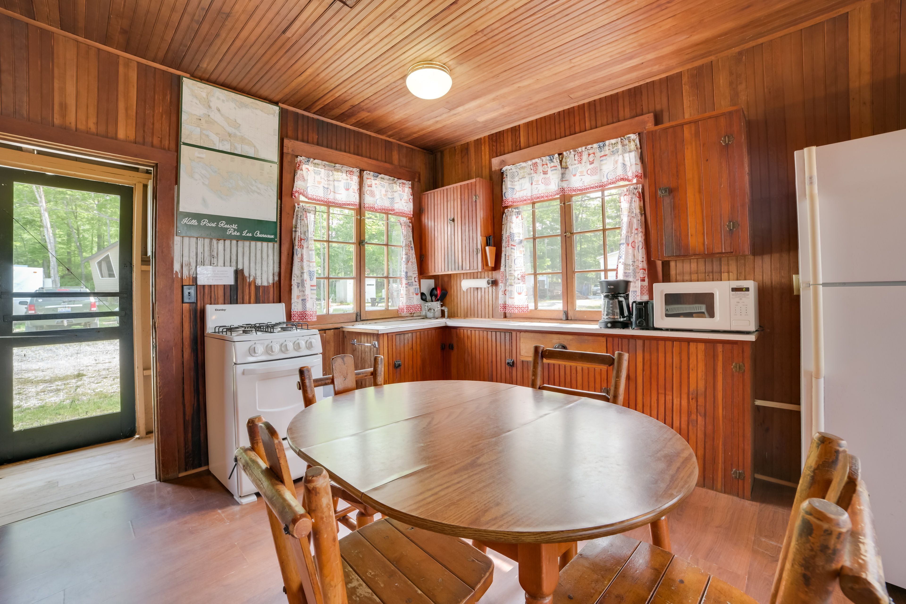 Kitchen | Drip Coffee Maker | Toaster