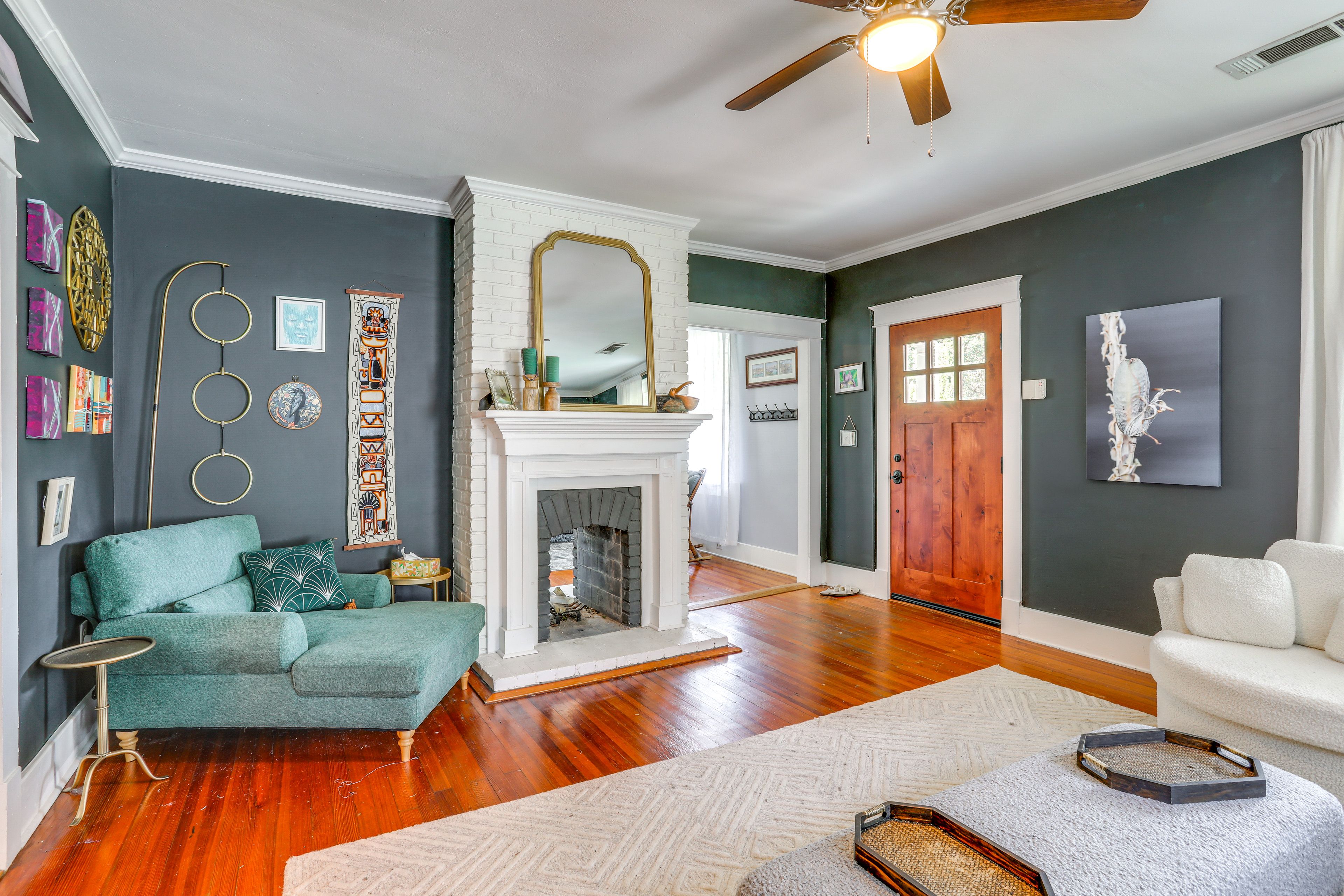 Sitting Room | 1st Floor