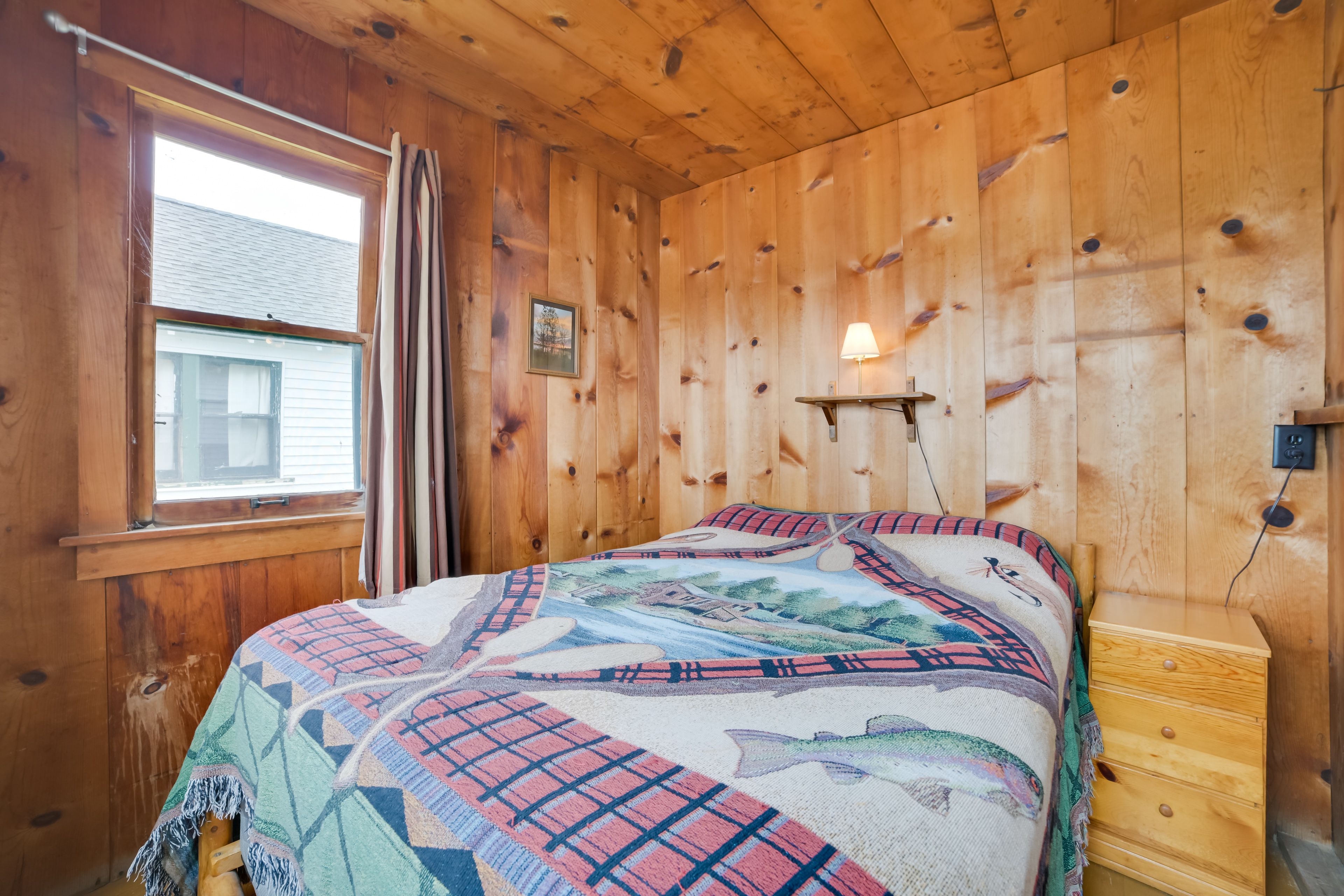 Bedroom 1 | Full Bed