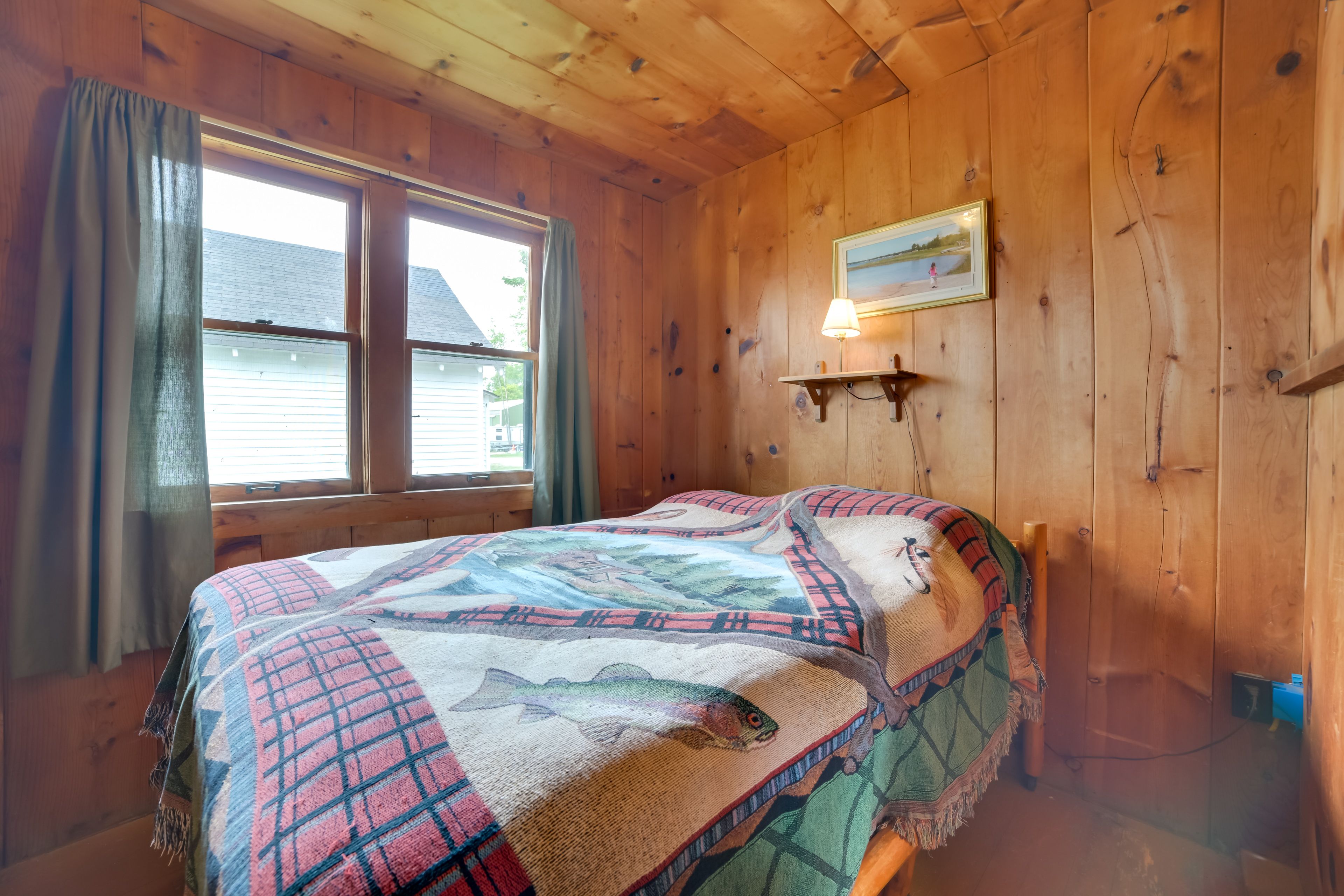 Bedroom 1 | Full Bed