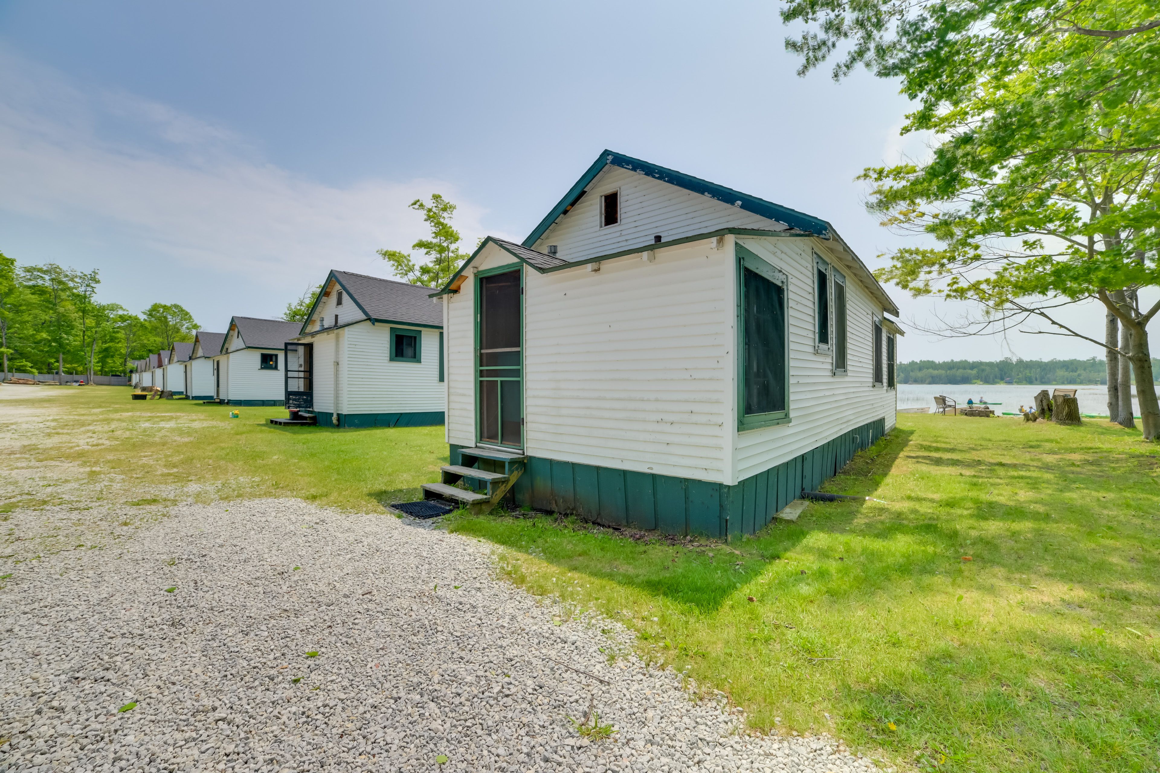 Cabin Exterior | Driveway (2 Vehicles) | Boat Trailer Parking