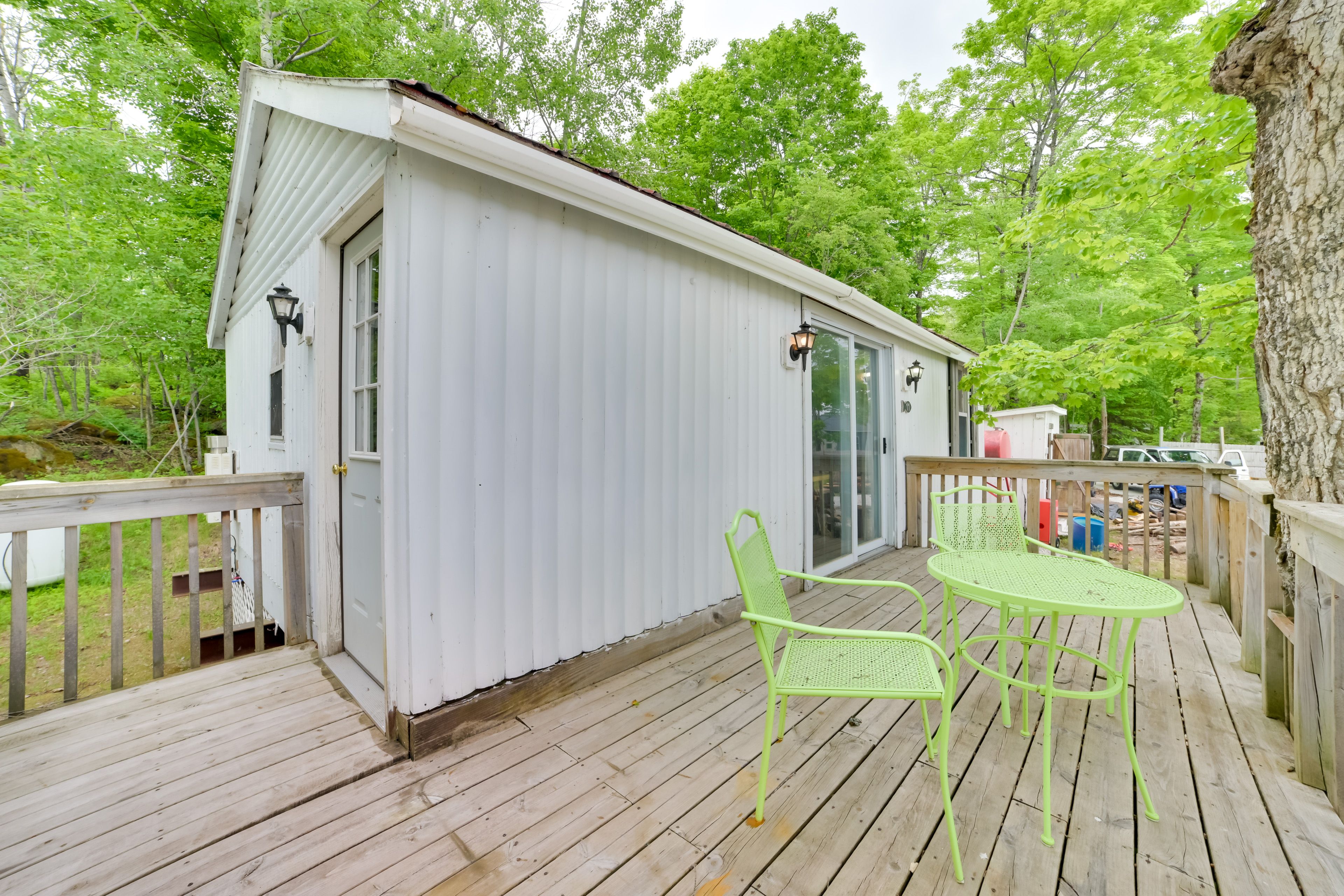 Private Deck