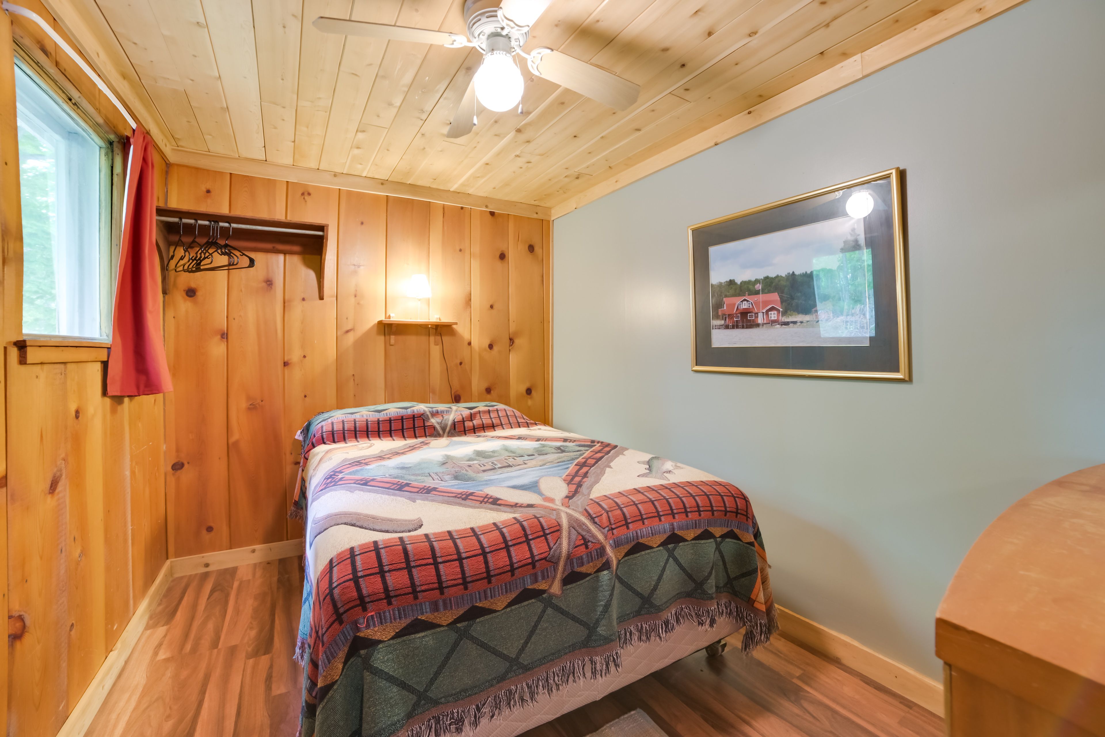 Bedroom 1 | Full Bed