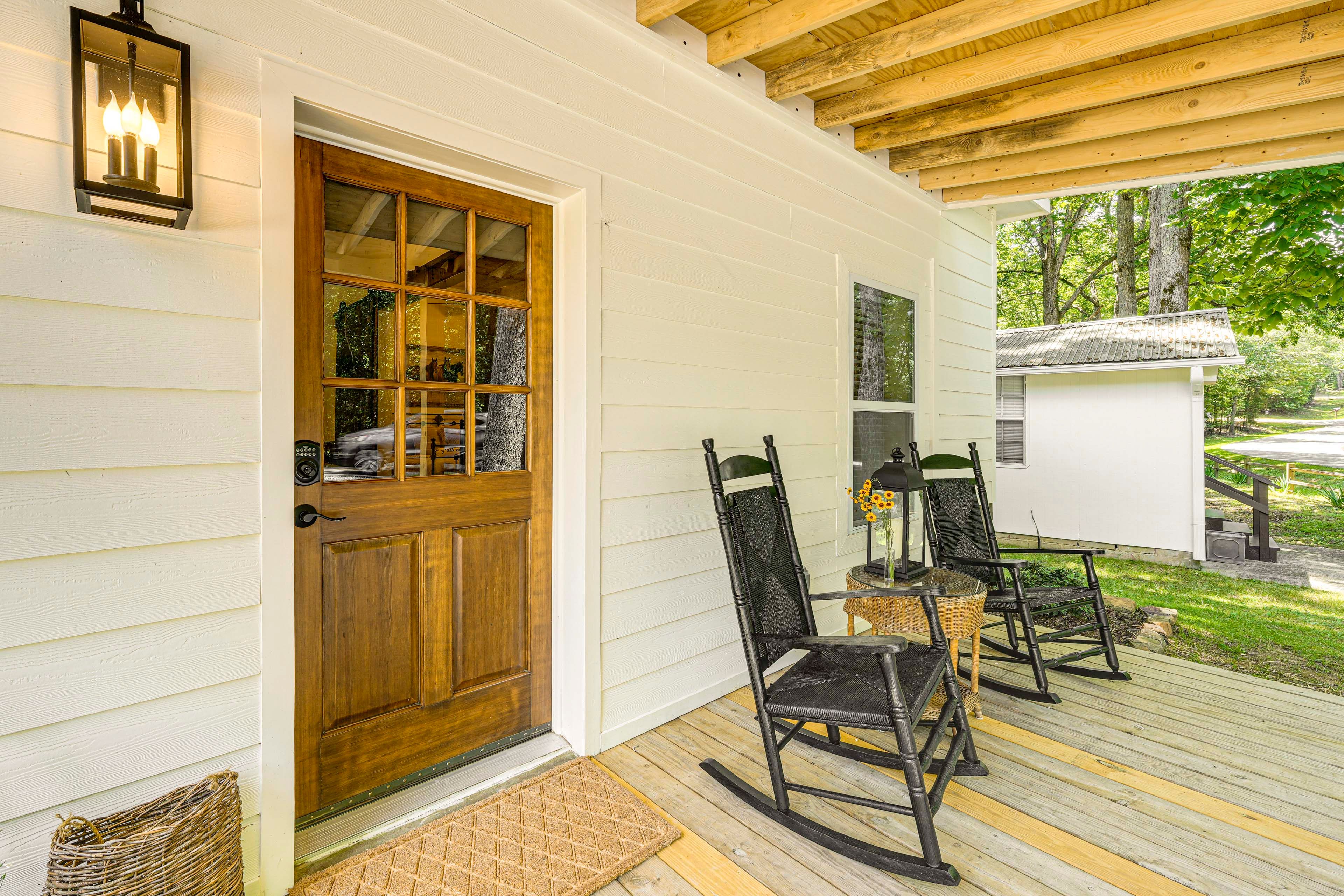 Front Porch w/ Rocking Chairs