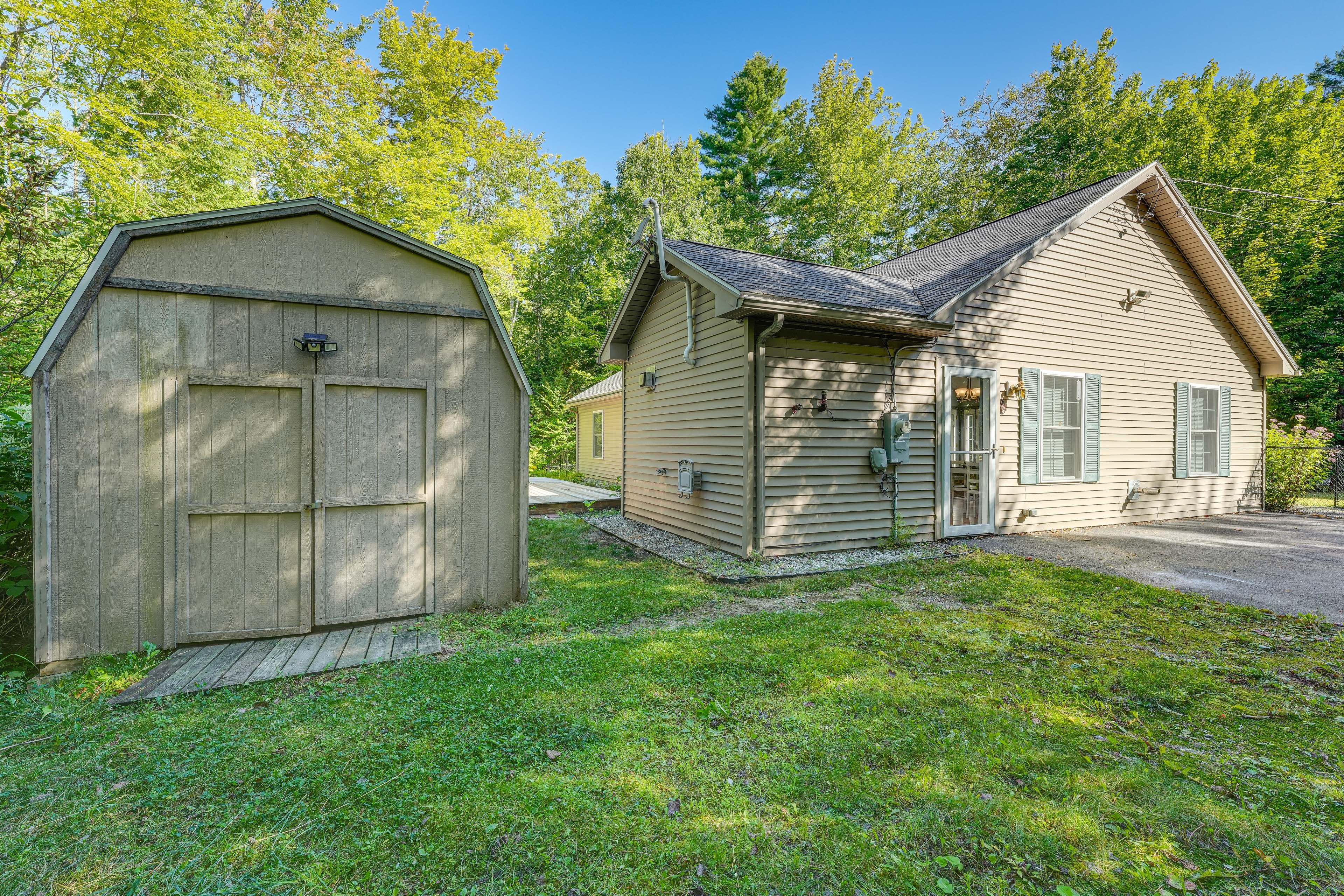 Exterior | Parking | Driveway (3 Vehicles)