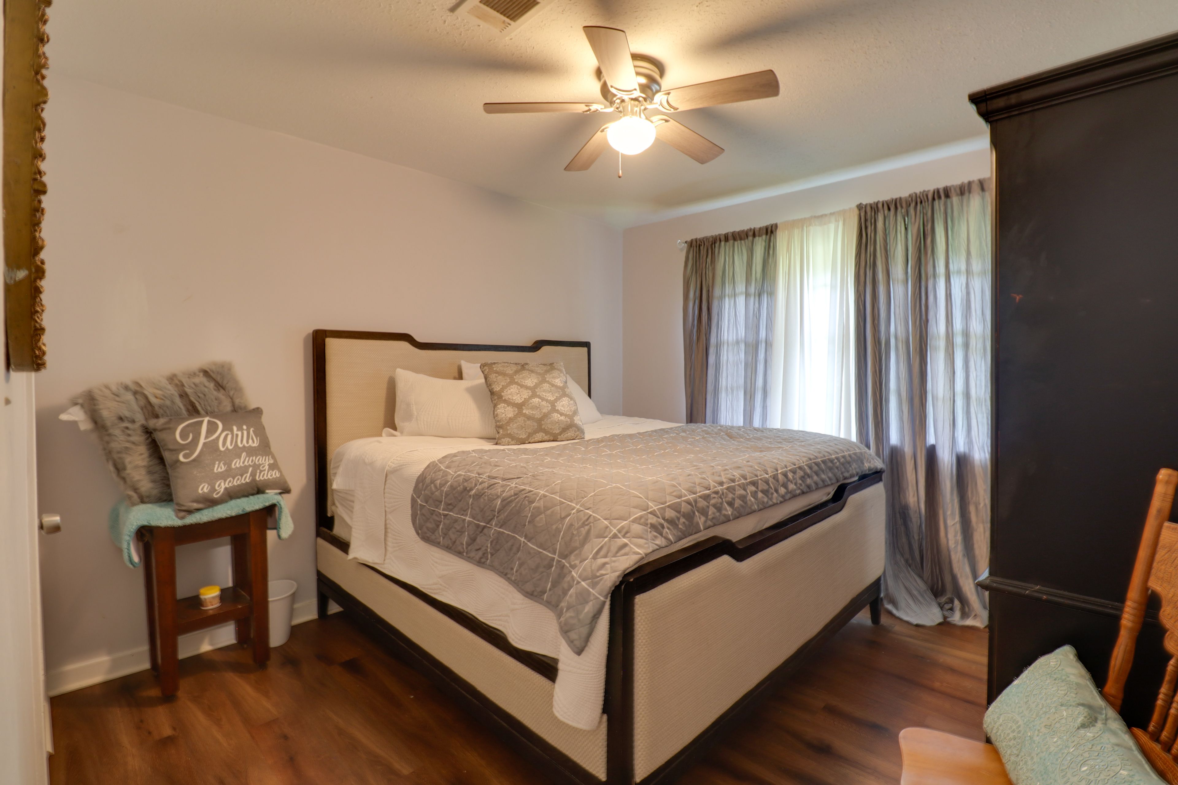 Bedroom 2 | King Bed | 1st Floor
